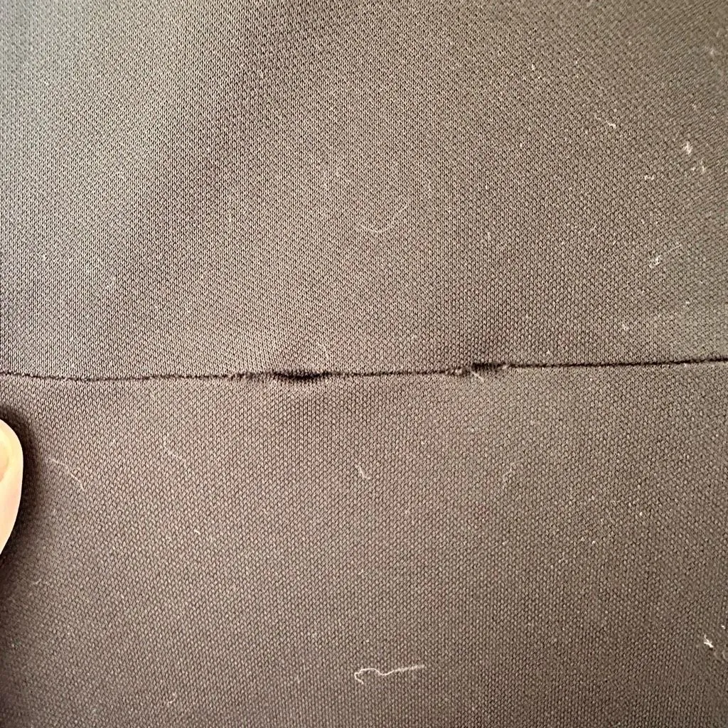 Lauren Ralph Lauren Women’s Large Black Stretchy Slinky Black Dress with Belt - Image 3