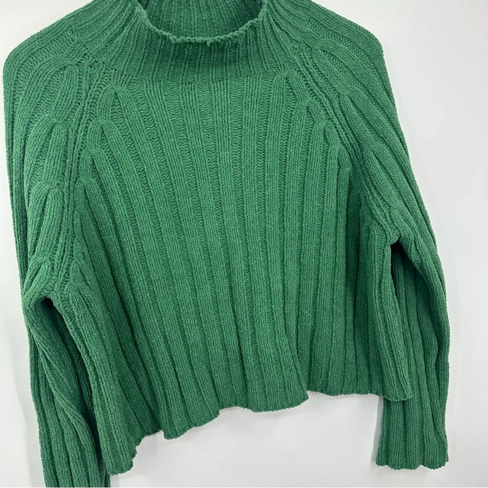 American Eagle Green Mock Neck Sweater Size Large Soft Cozy Boho Fall Girl - Image 3