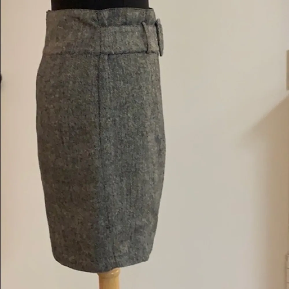Forever 21  black/white tweed belted skirt. EUC. - Image 2