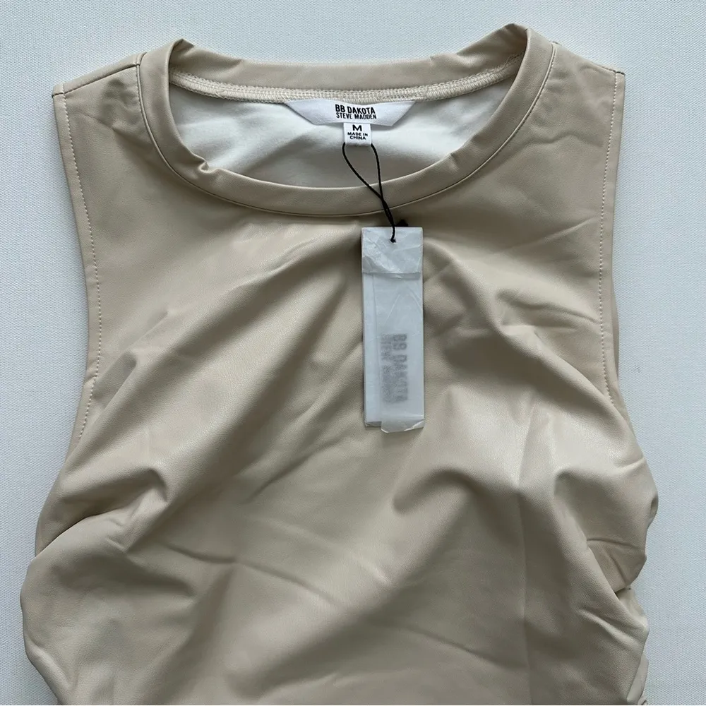 BB Dakota Women’s Ruched Bodycon Dress Size M - Image 4