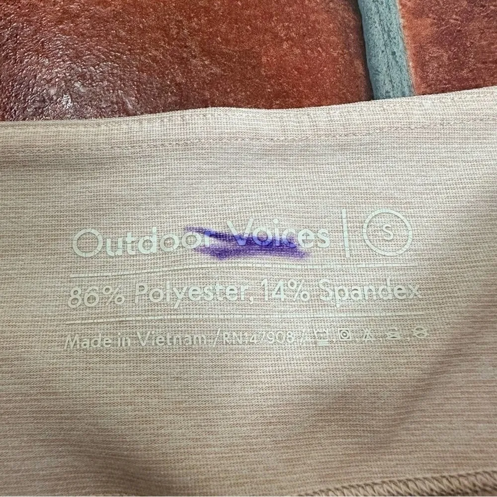 Outdoor Voices Three-Tone Springs 7/8 Pants - Image 3