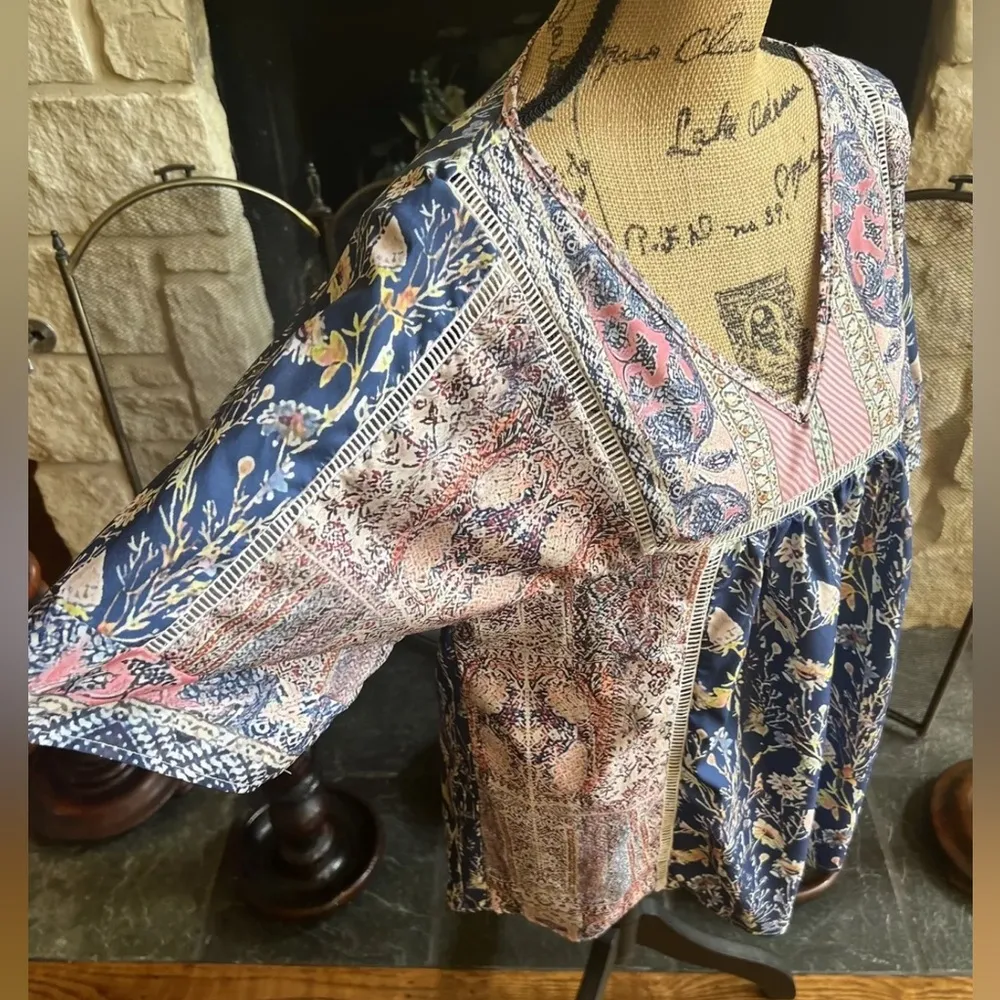 Cozy Casual C.O.Z.Y. Wildflower Print Patchwork Blouse for Size M - Image 9