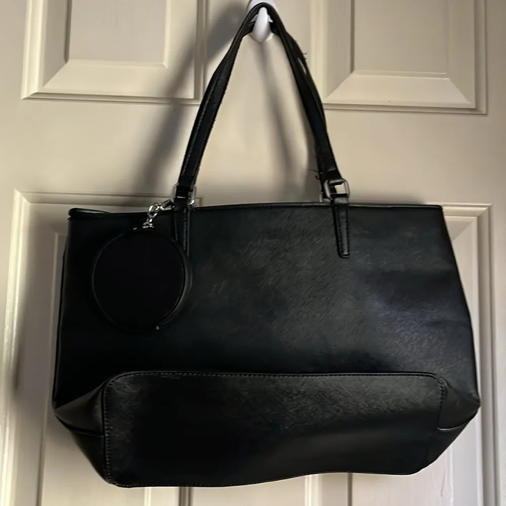 black leather purse with extra mini wallet. GUC - Image 2