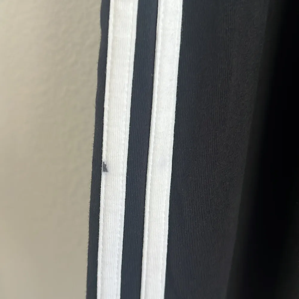 Adidas Essentials 3-Stripes Leggings Black White Embroidered Trefoil Logo Large - Image 5