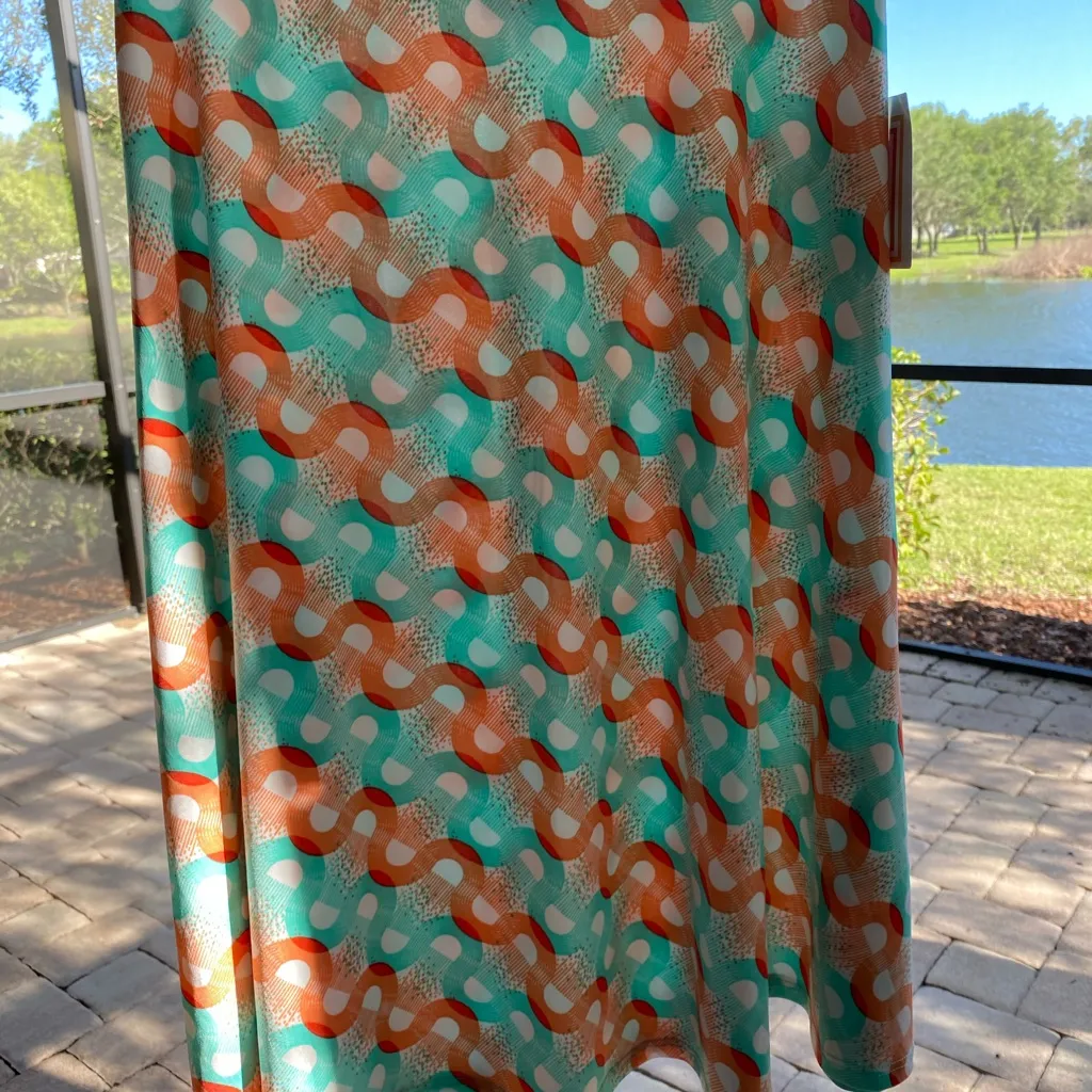 🏷️ New With Tags LuLaRoe Azure Skirt - Image 3
