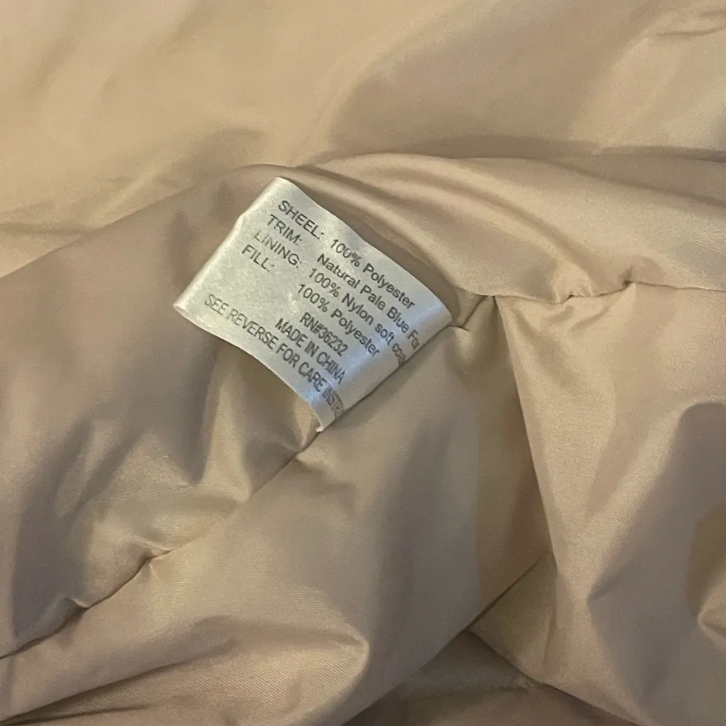 Gallery  Light Beige midweight Outerwear coat jacket woman’s medium - Image 5