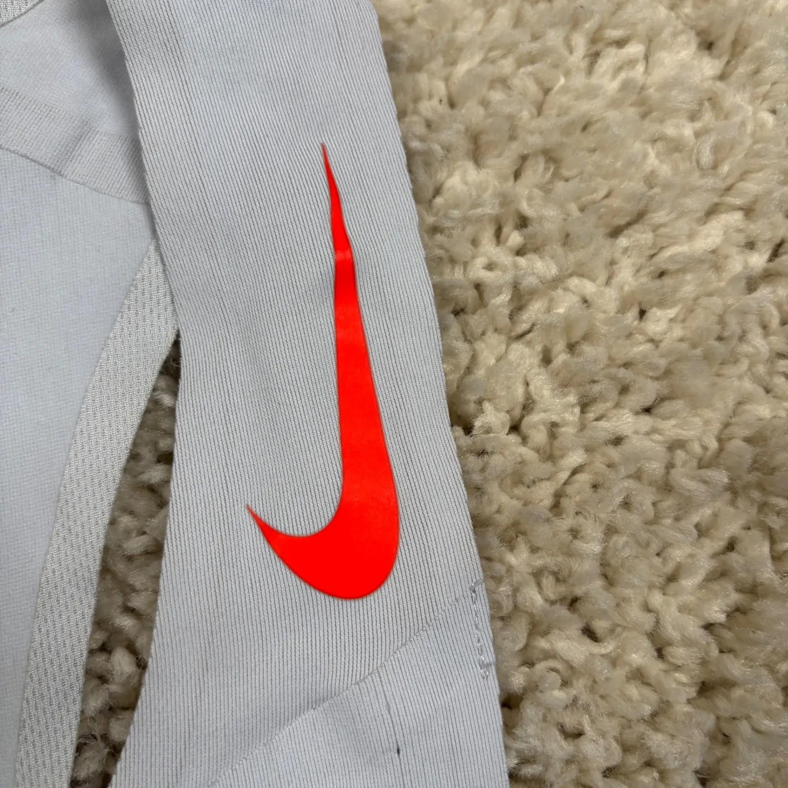 Nike Dri-FIT ADV Tank Top Light Gray Racerback Athletic Gym Workout Sz S - Image 3