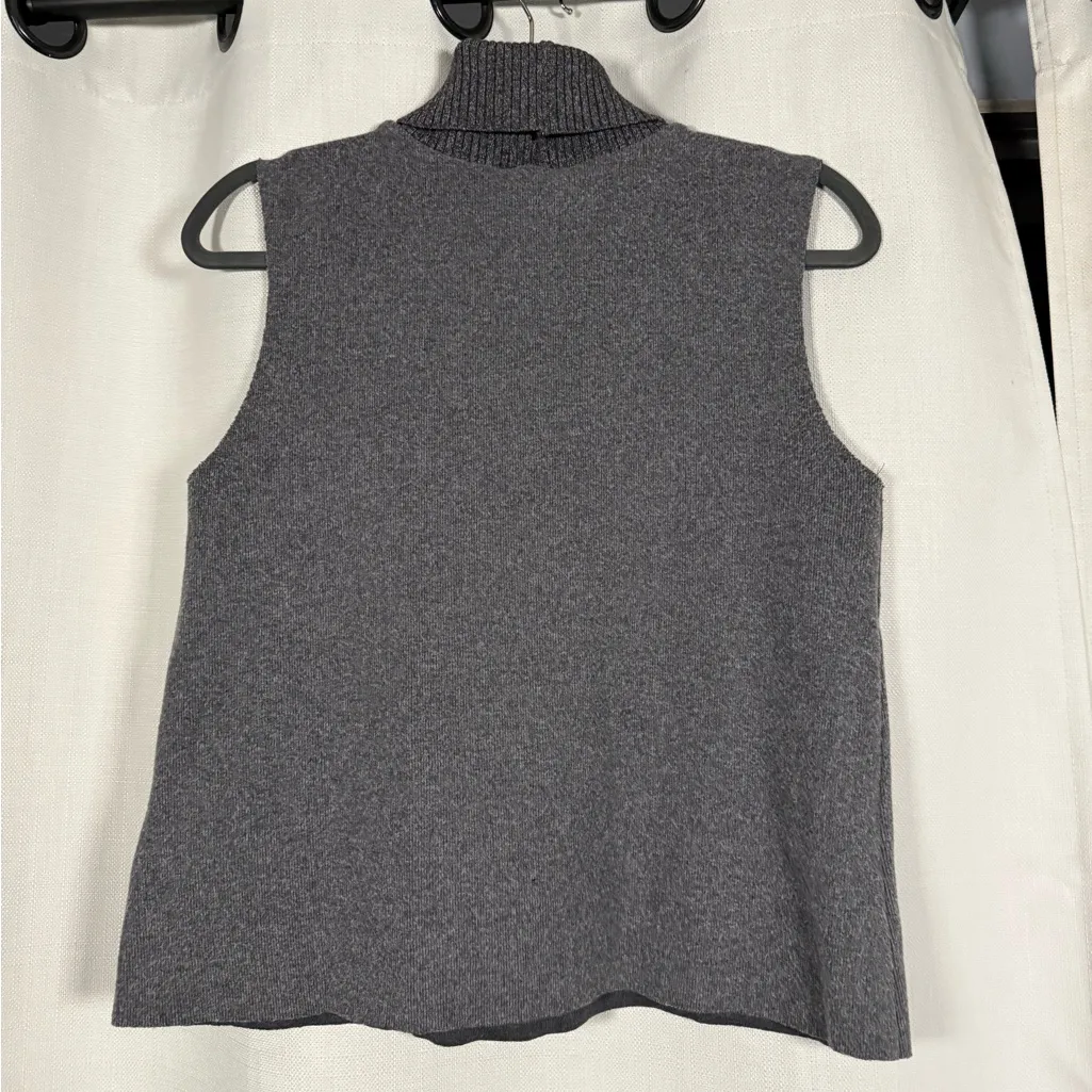 Zara Grey Sleeveless Turtleneck Sweater Vest Size Medium - Image 3