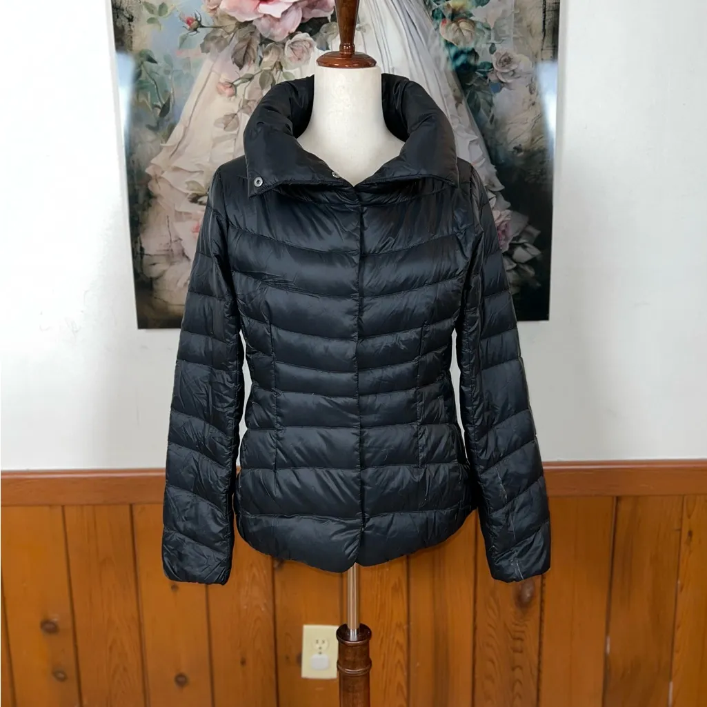 Super Cool Eddie Bauer Black Packable Goose Down Puffer Jacket! - Image 3