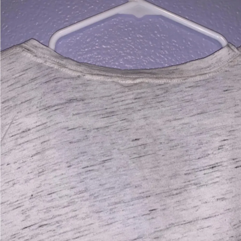 Victoria’s secret light gray medium V-neck short sleeve shirt - Image 3