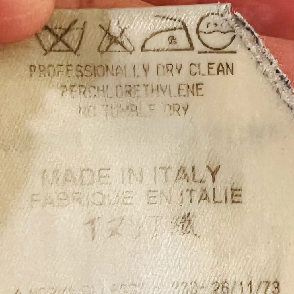 Gucci  2002 tom ford for gucci silk skirt. italian size 40 but lace up front - Image 10