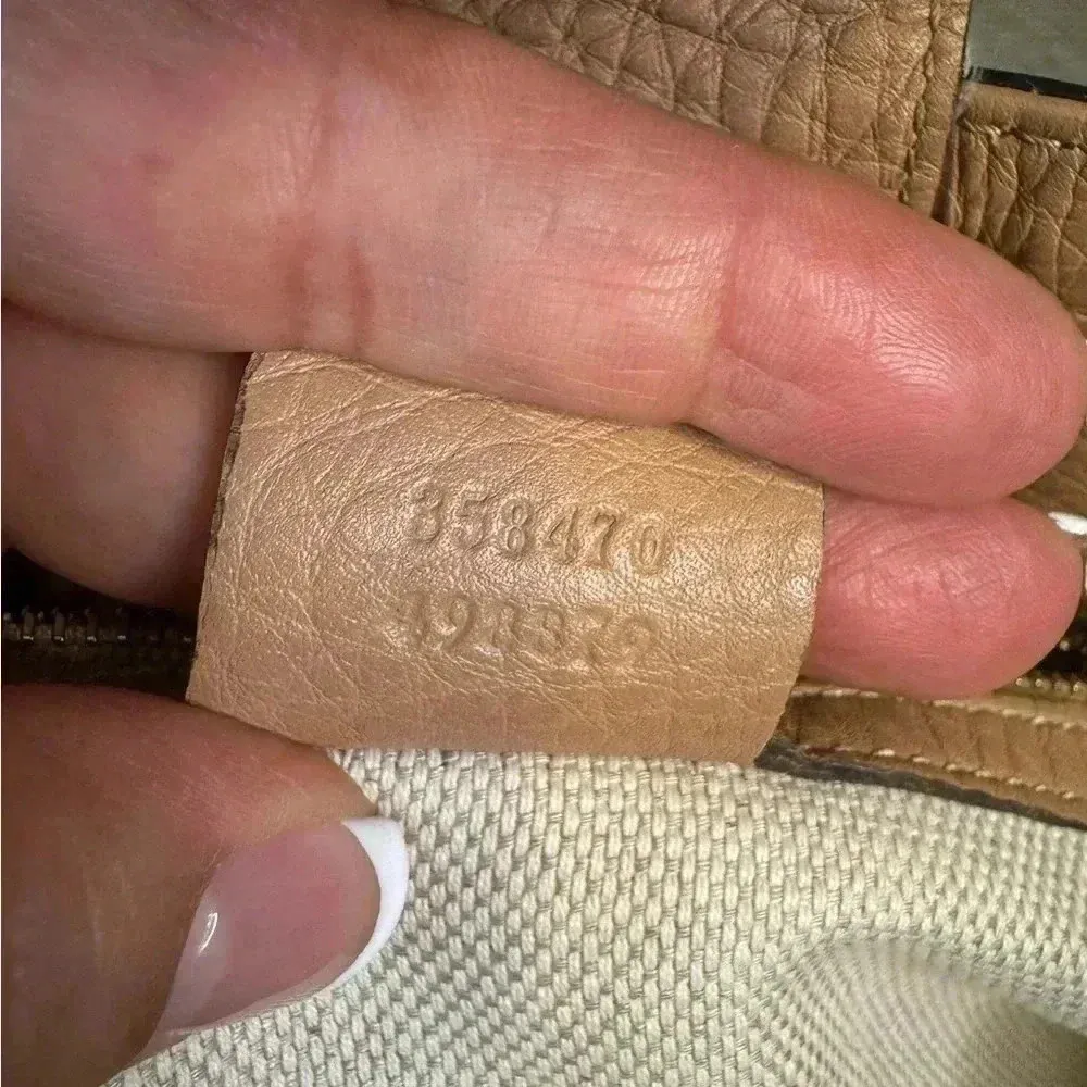 Gucci Vintage Medium Floral Camvas Pink/Beige Leather Tote Bag. - Image 8