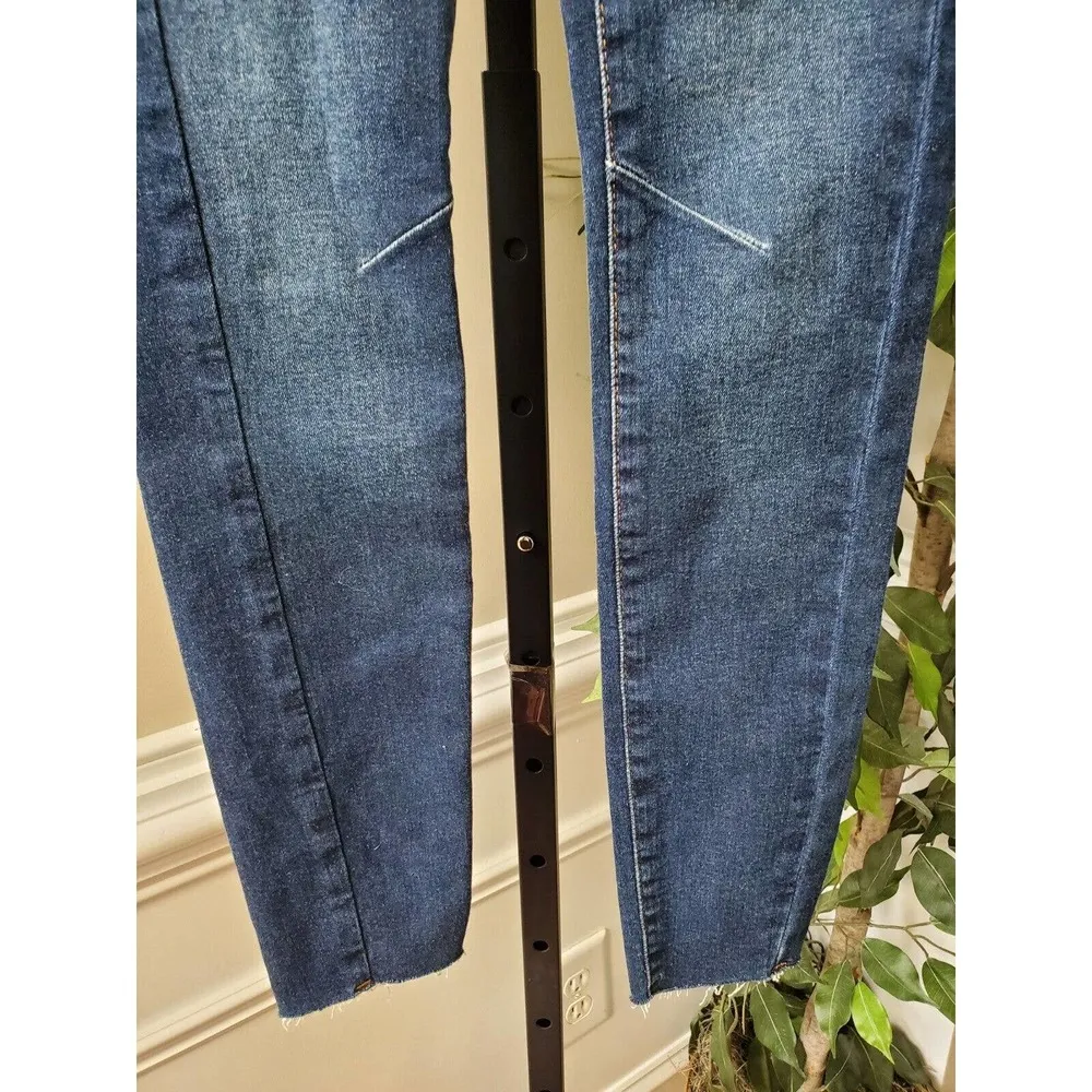 Free People Feel Like Sunshine Blue Denim Cotton Dark Wash Jeans Pant Size 24 - Image 4