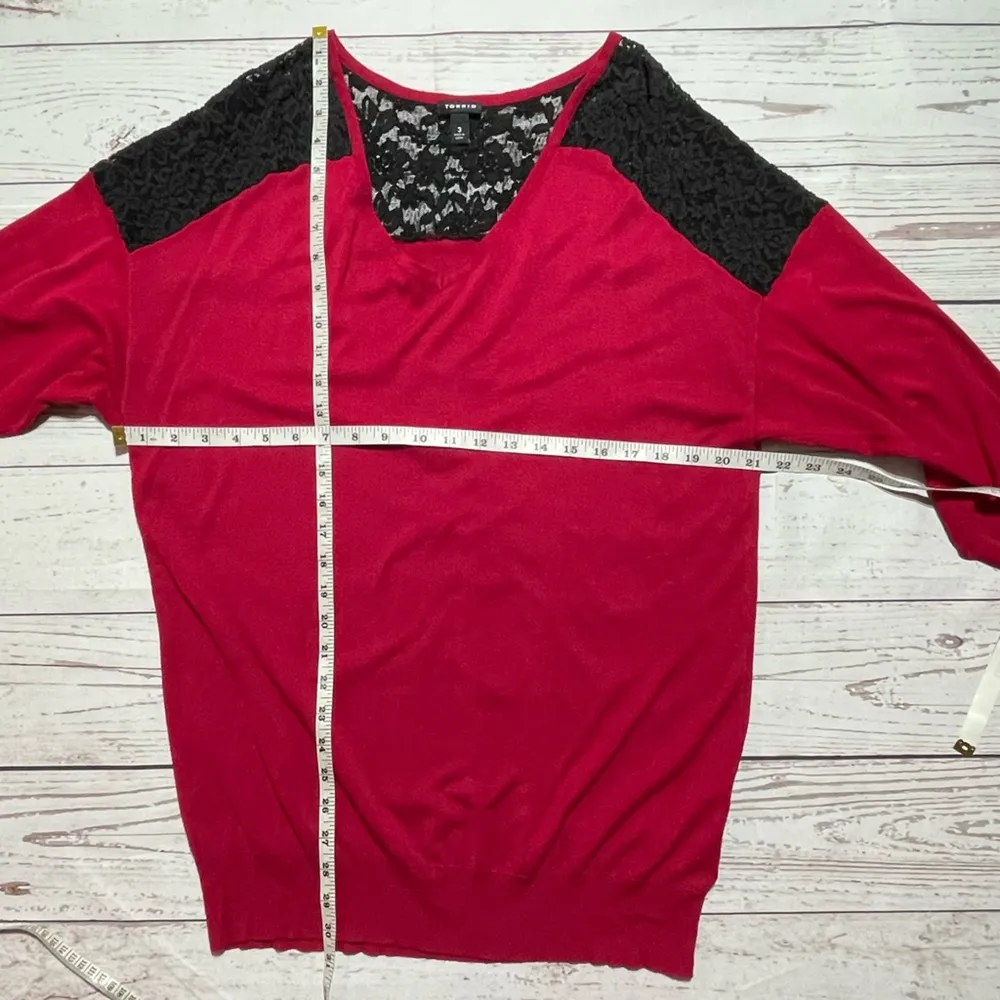 Red and Black Lace pullover Lace Yolk Sweater - Image 14