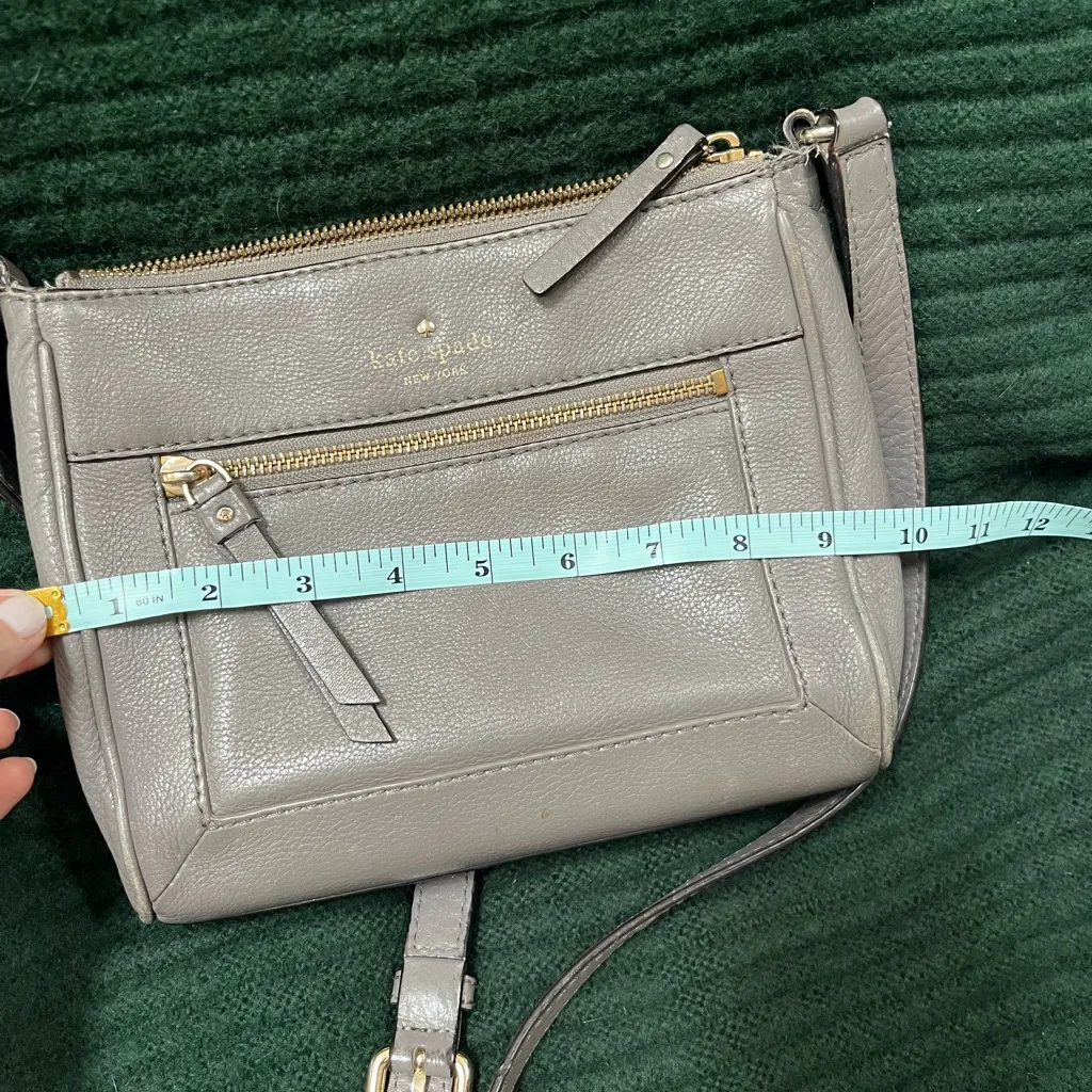 Kate Spade grey leather crossbody purse bag - Image 6