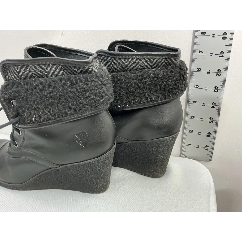 Womans Rock & Candy By Zigi Sadre Bootie 6.5 Black Lace Up Wedge - Image 4