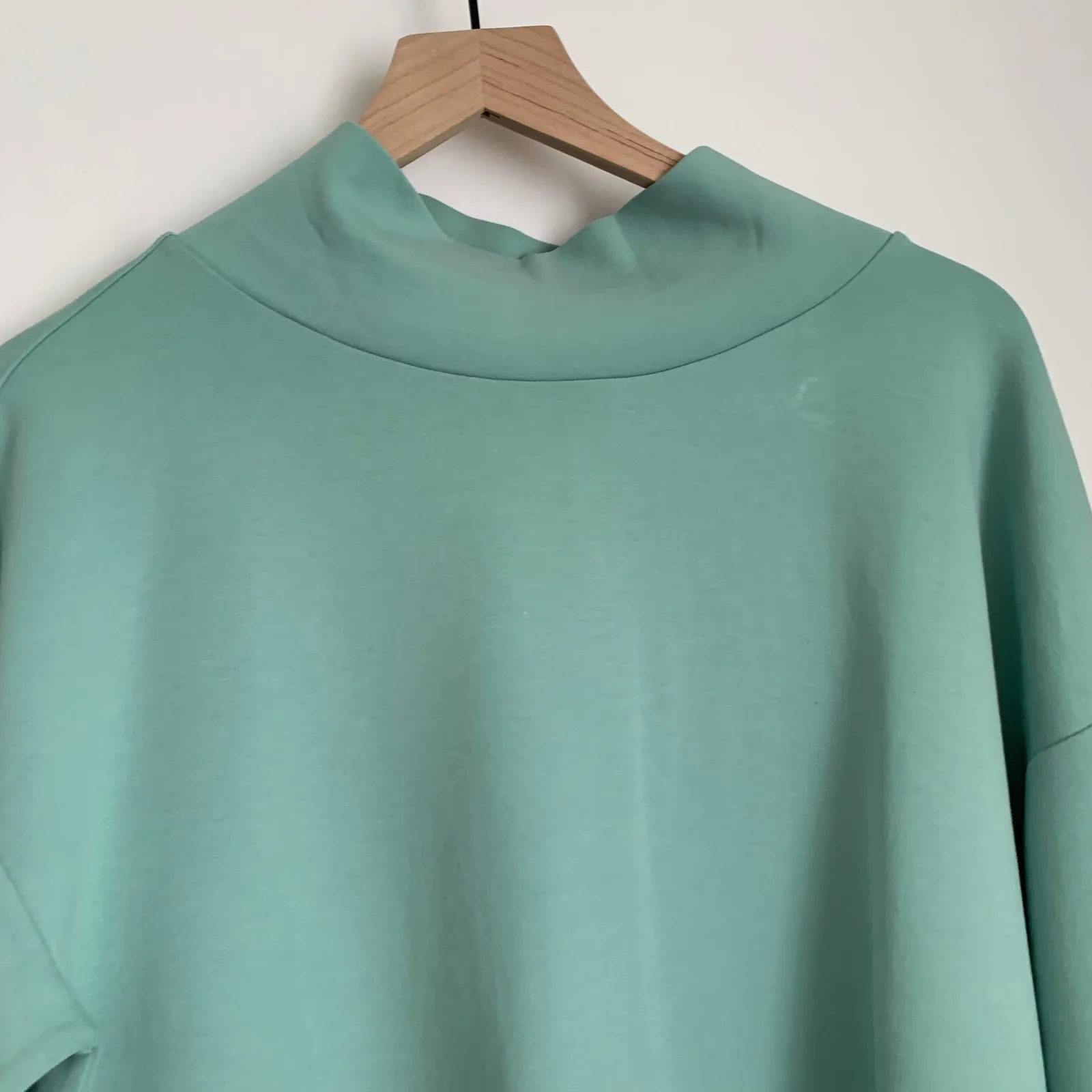 Wolford Sweater Top Long Sleeves TurtleNeck Womens Small Icy Mint Green - Image 9
