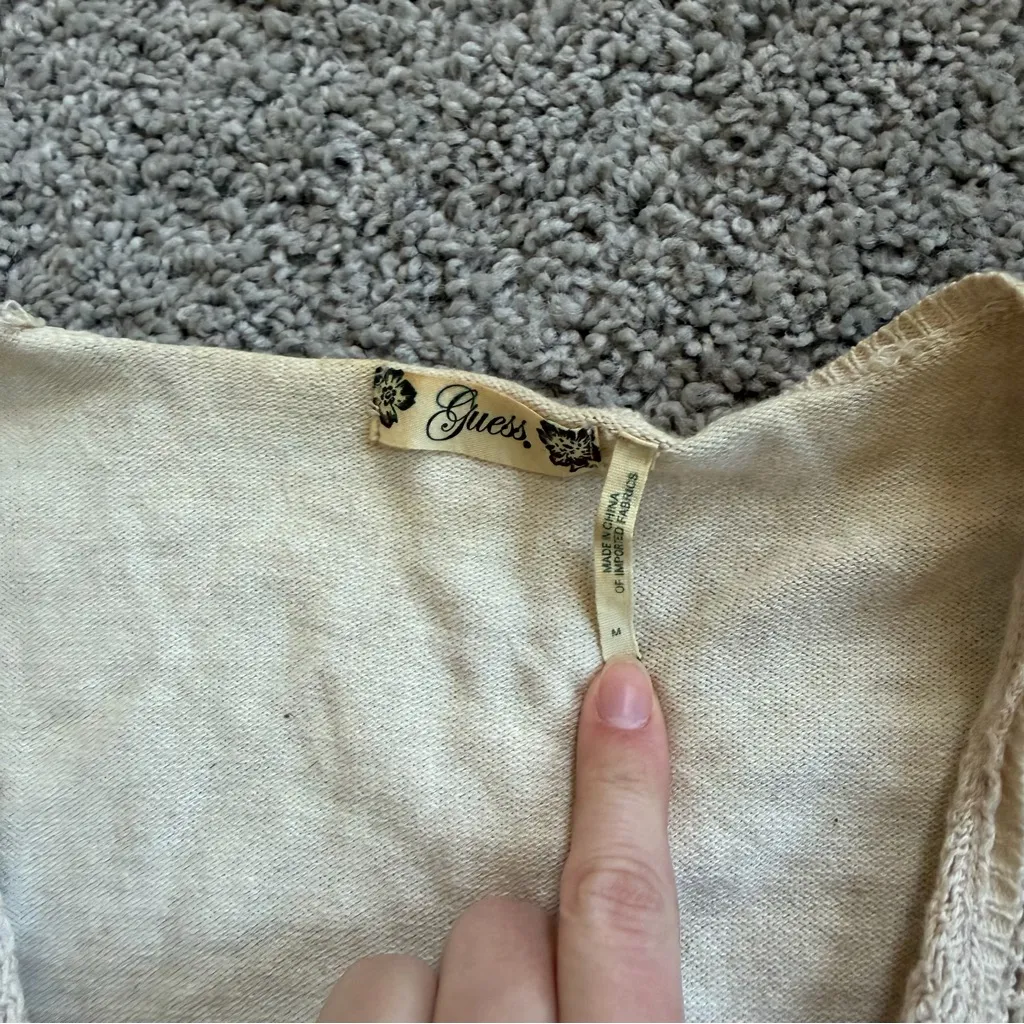 Guess Oatmeal Cream Colored Waterfall Front Cardigan Size Medium - Image 4
