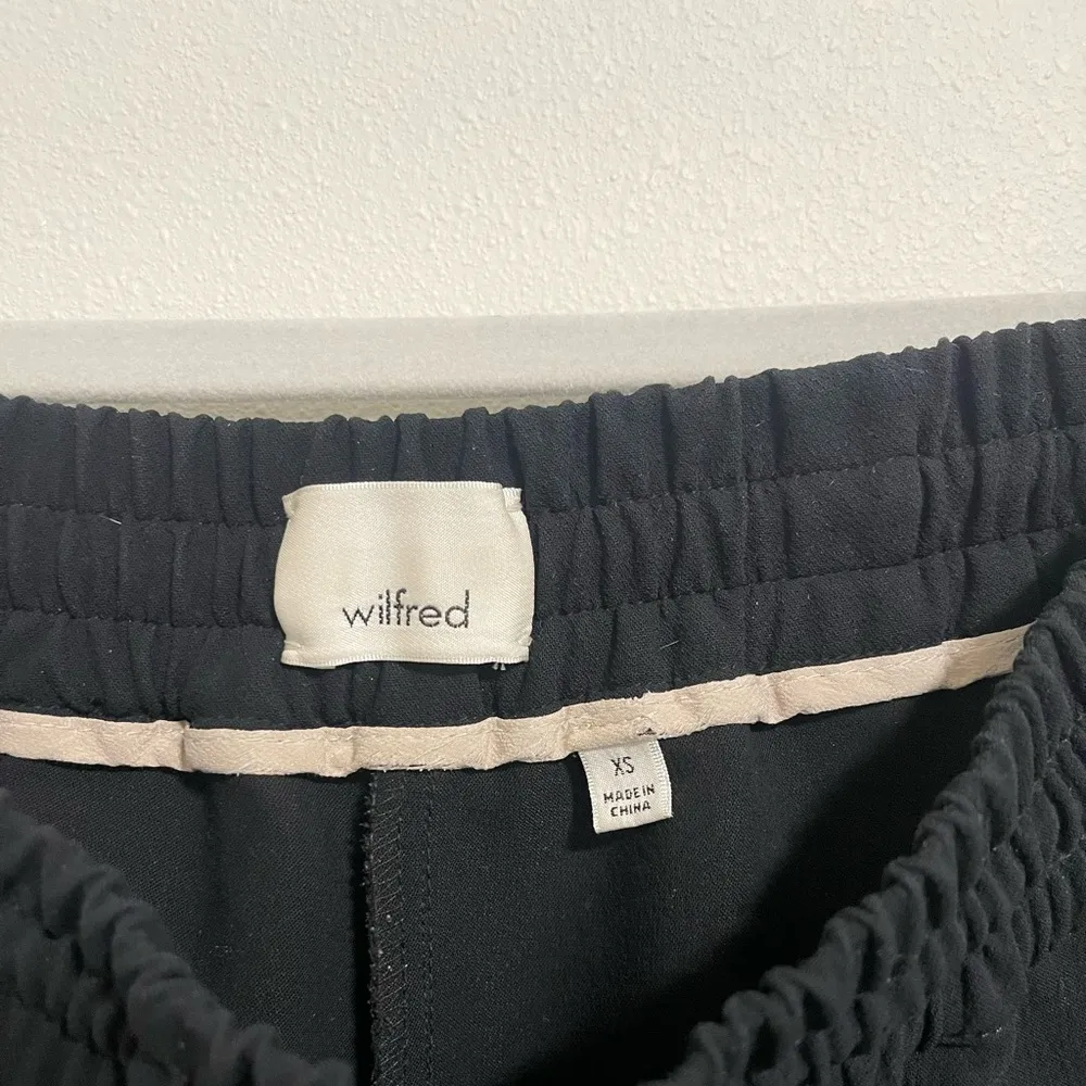 Aritzia Wilfred Buffon Pant Crepe Drawstring Joggers Black Size XS - Image 4