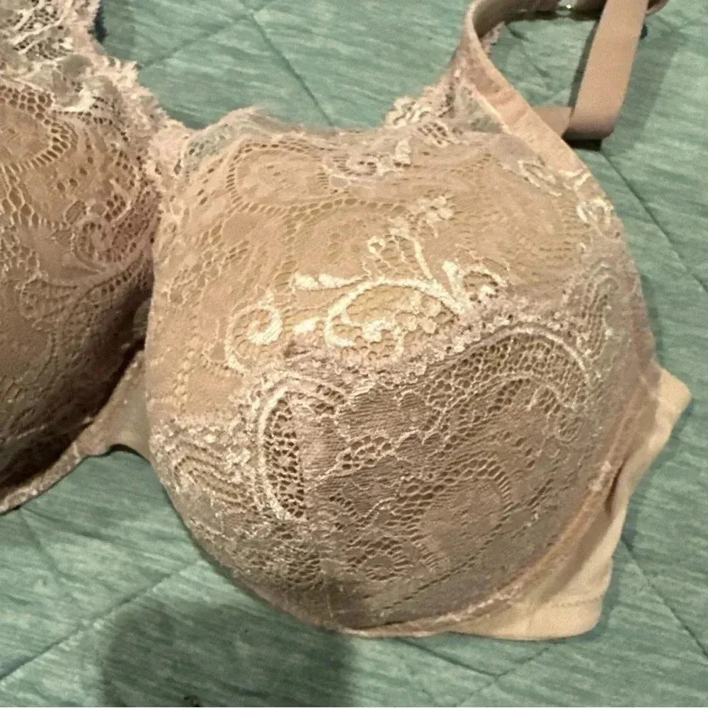 THIRD LOVE BRA WOMENS PINK
4OF Used Pink Size undefined - Image 3