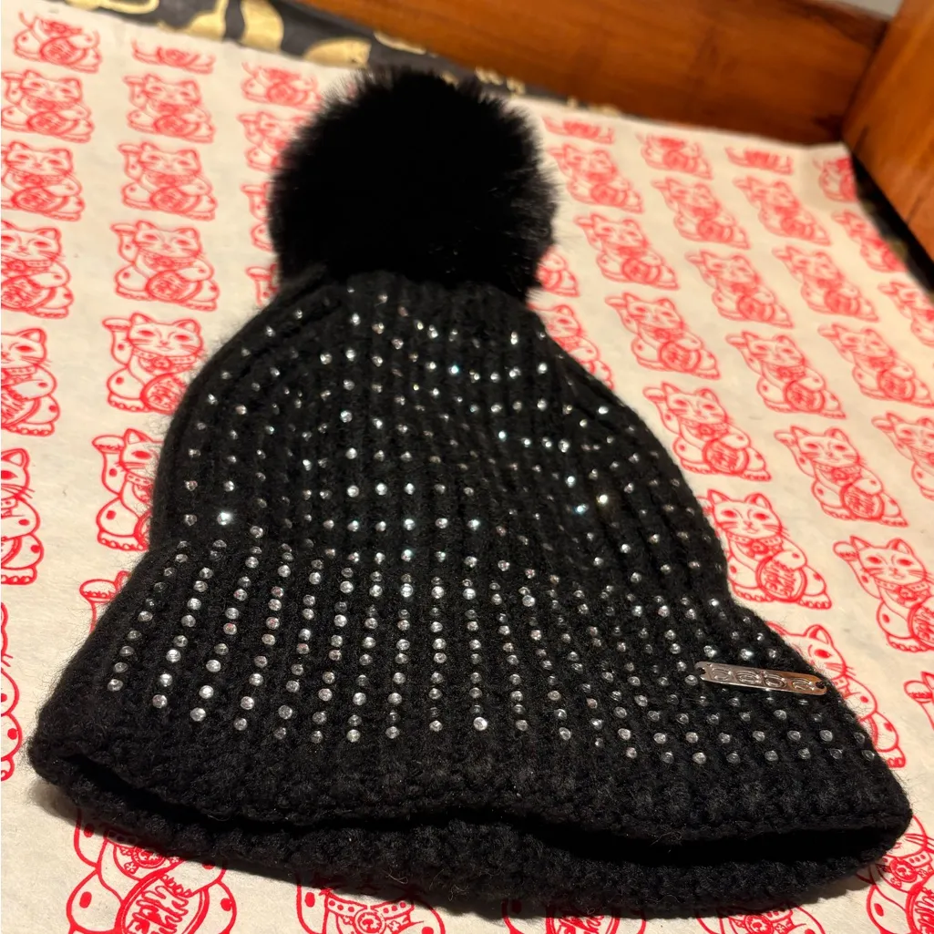 Rhinestone Bebe hat new without tag - Image 5
