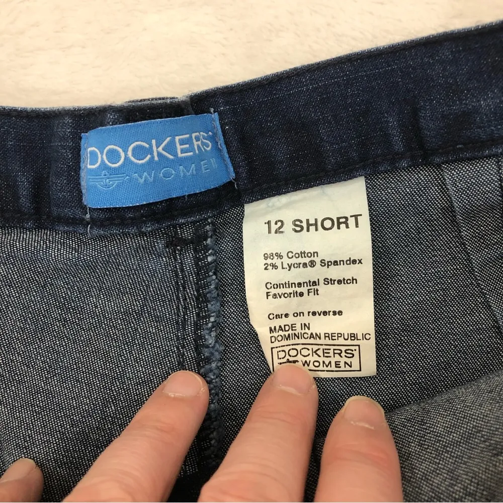 Dockers Continental Stretch Favorite Fit Dark Blue Denim Jeans Women’s 12 Short. - Image 4