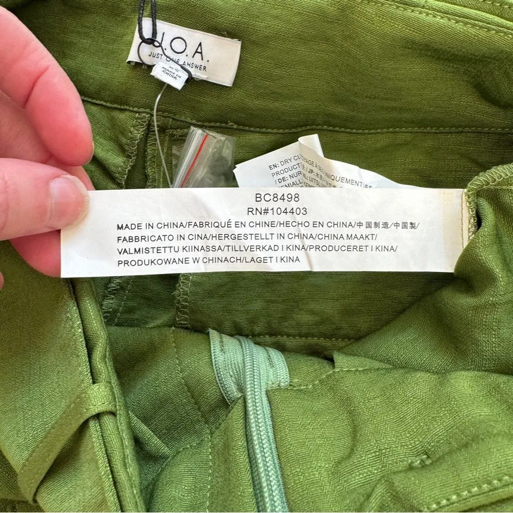 J.O.A. Women's Belted Crop Pants Size X-Small NWT - Image 9