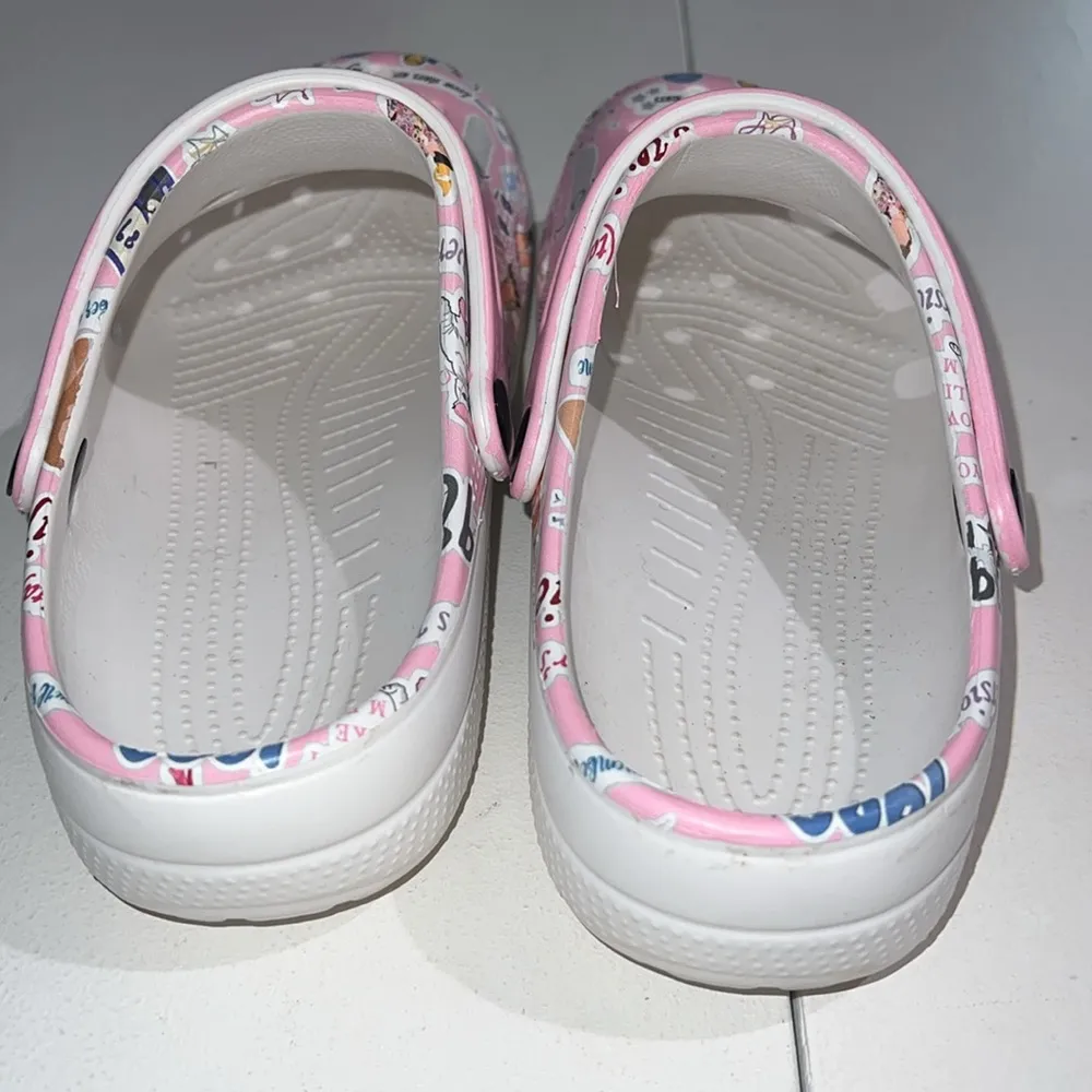 Taylor Swift Women’s Pink Graphic Slippers Hipposfashion size 41 - Image 2