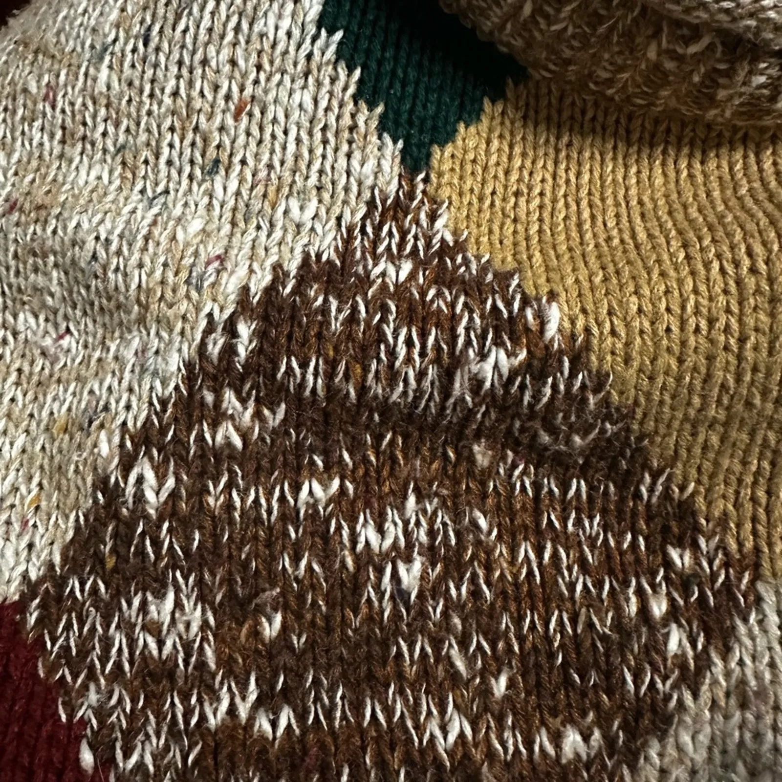 Vintage 90s Y2K Sweater Size 18W Shoulder Pads Argyle Brown Tan Fall Grandma - Image 7