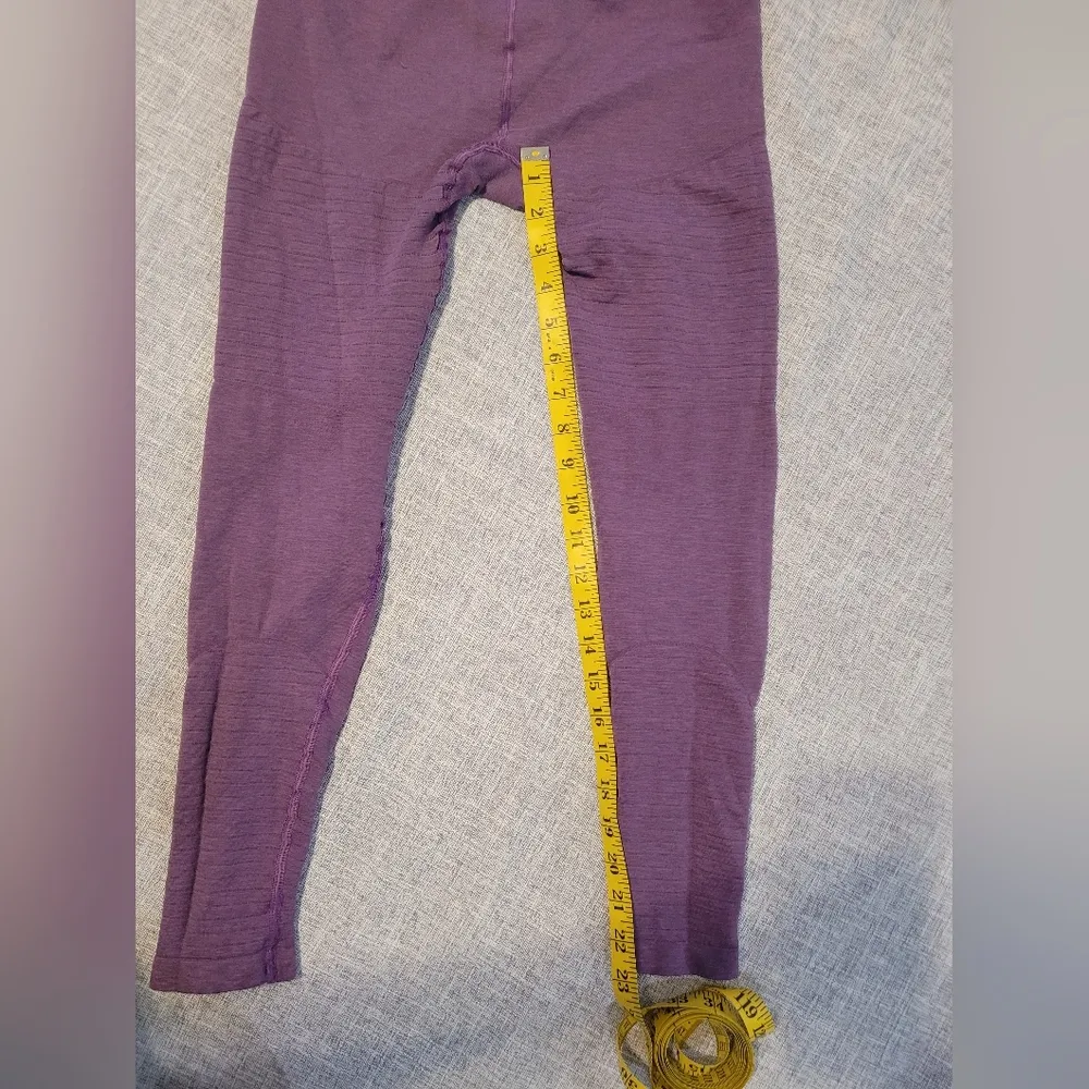 Alphalete leggings - Image 3