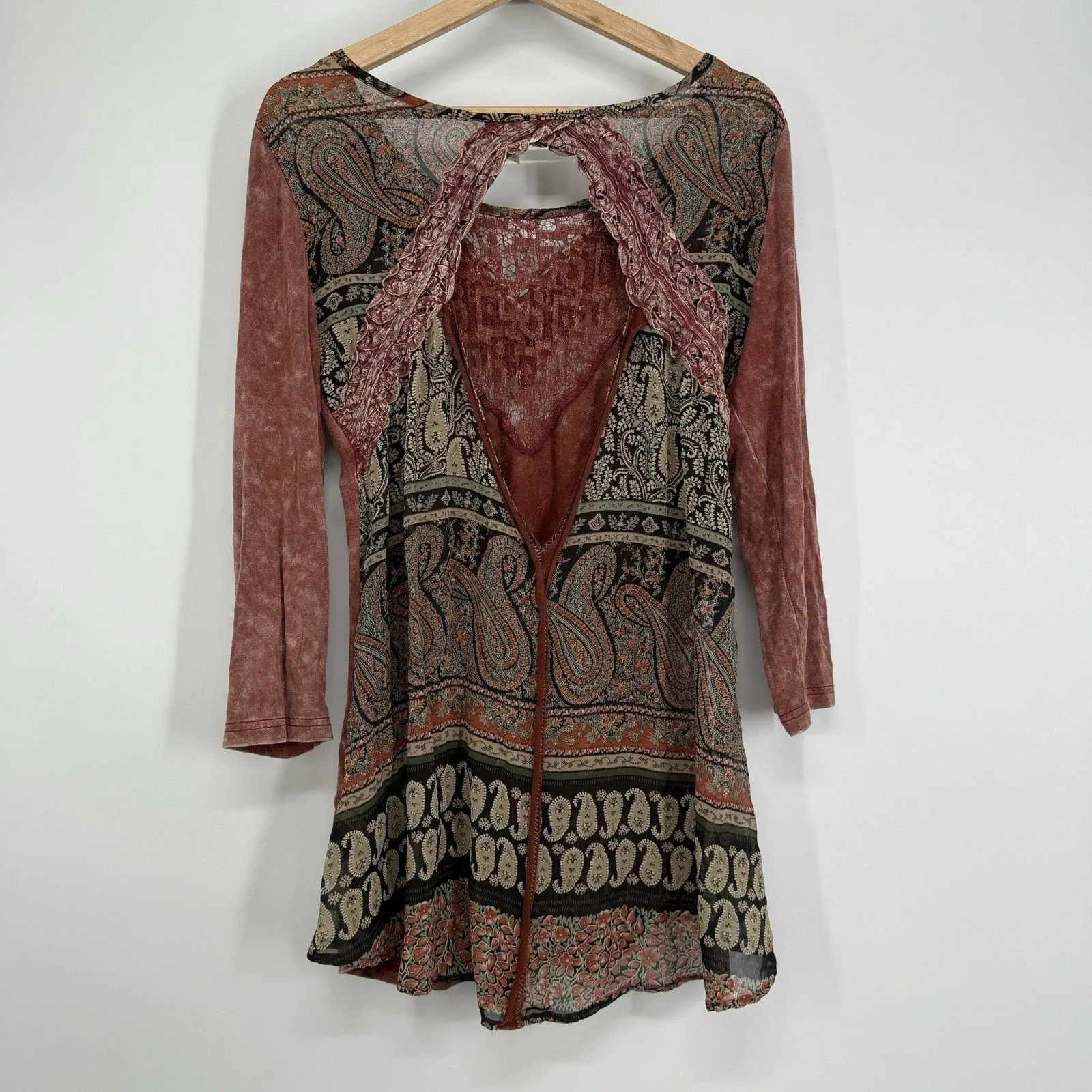 Gimmicks BKE Womens Mixed Tunic Top Large Lace Boho Paisley Burnt Pink Open Back - Image 6