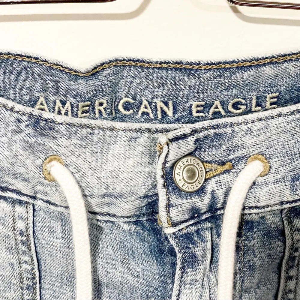 American Eagle Women's Size 2 Draw String Cargo Pockets Stretch Jogger Jeans - Image 3