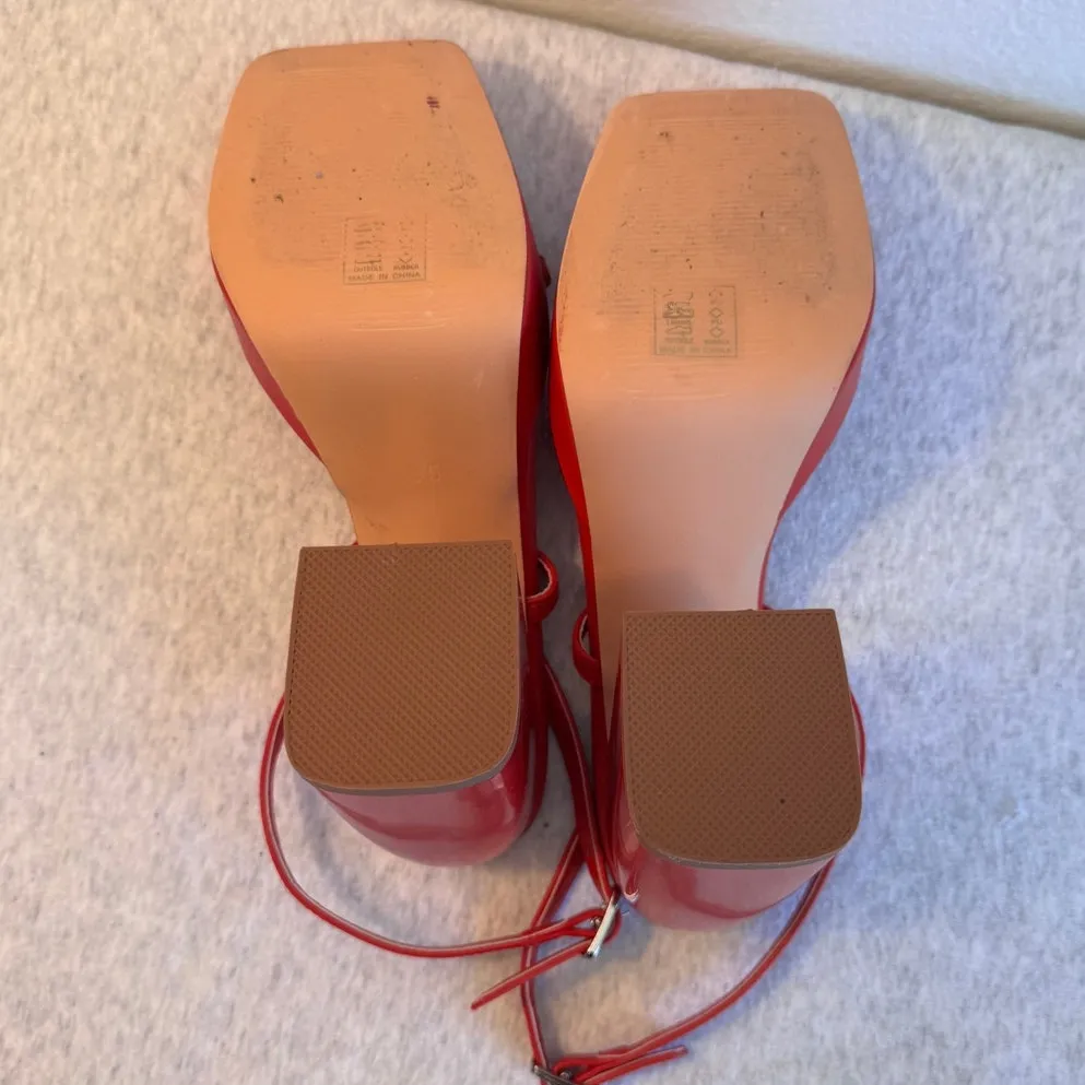 Azalea Wang Lennox Strappy Platform Sandal Heels in Red Size 8.5 - Image 6