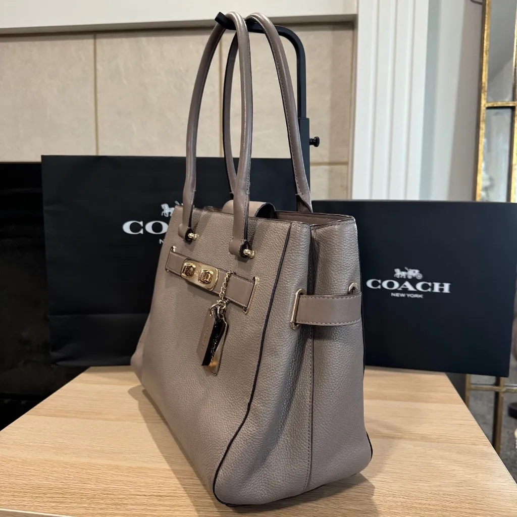 Coach Swagger Carryall Pebble Leather Large Shoulder Bag Style 36488 - Image 3