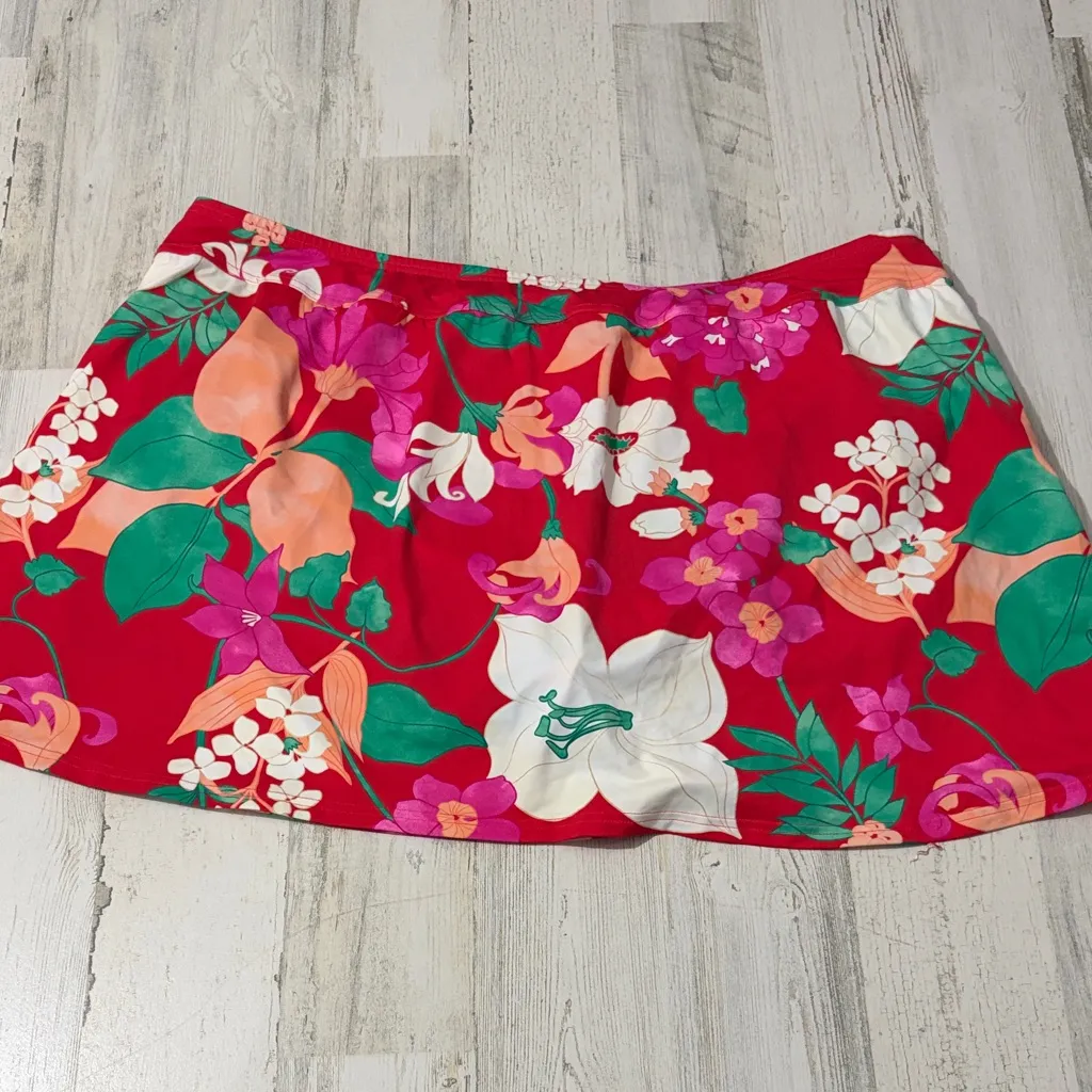 Lands' End Floral Swim Skirt in Red and Green - Image 3