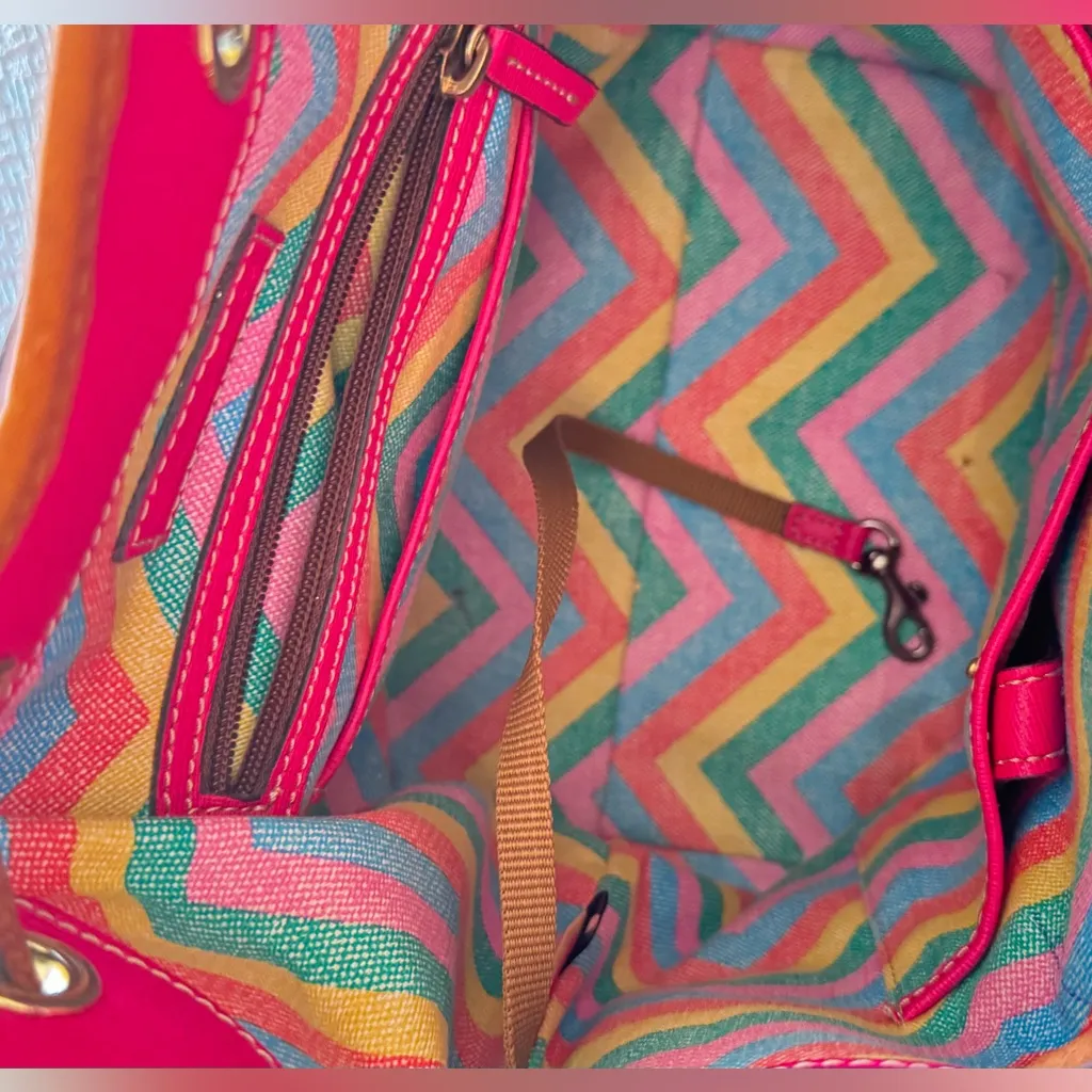 Dooney & Bourke Gray and Tan Bucket Bag - Image 7