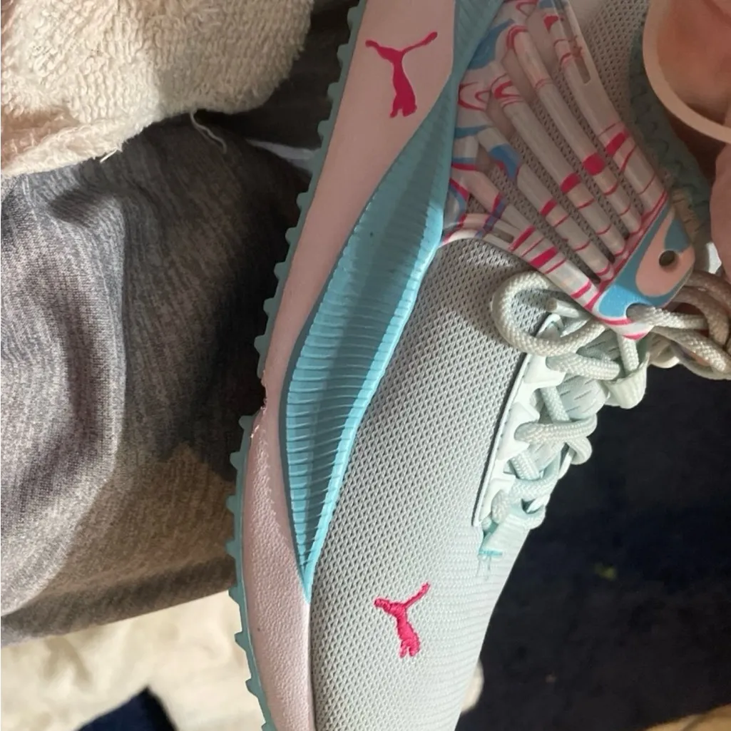 Puma-sized 5 blue and pink Athletic Shoes - Image 2