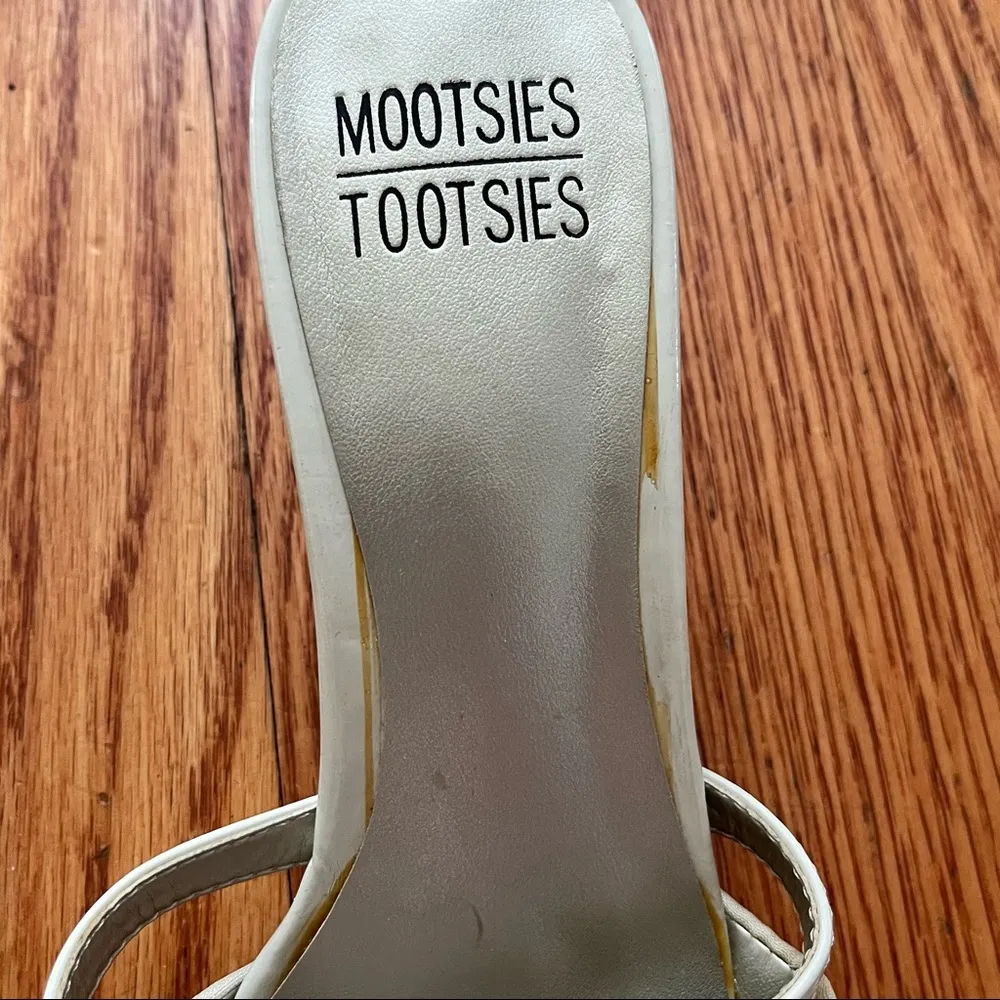 Mootsies Tootsies Cream Nude Heels - Image 6