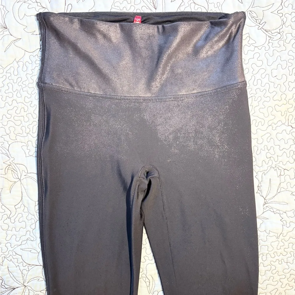 SPANXS Black Metallic Shimmer Tummy Control Smoothing Shaping  Leggings Sz M💚 - Image 3