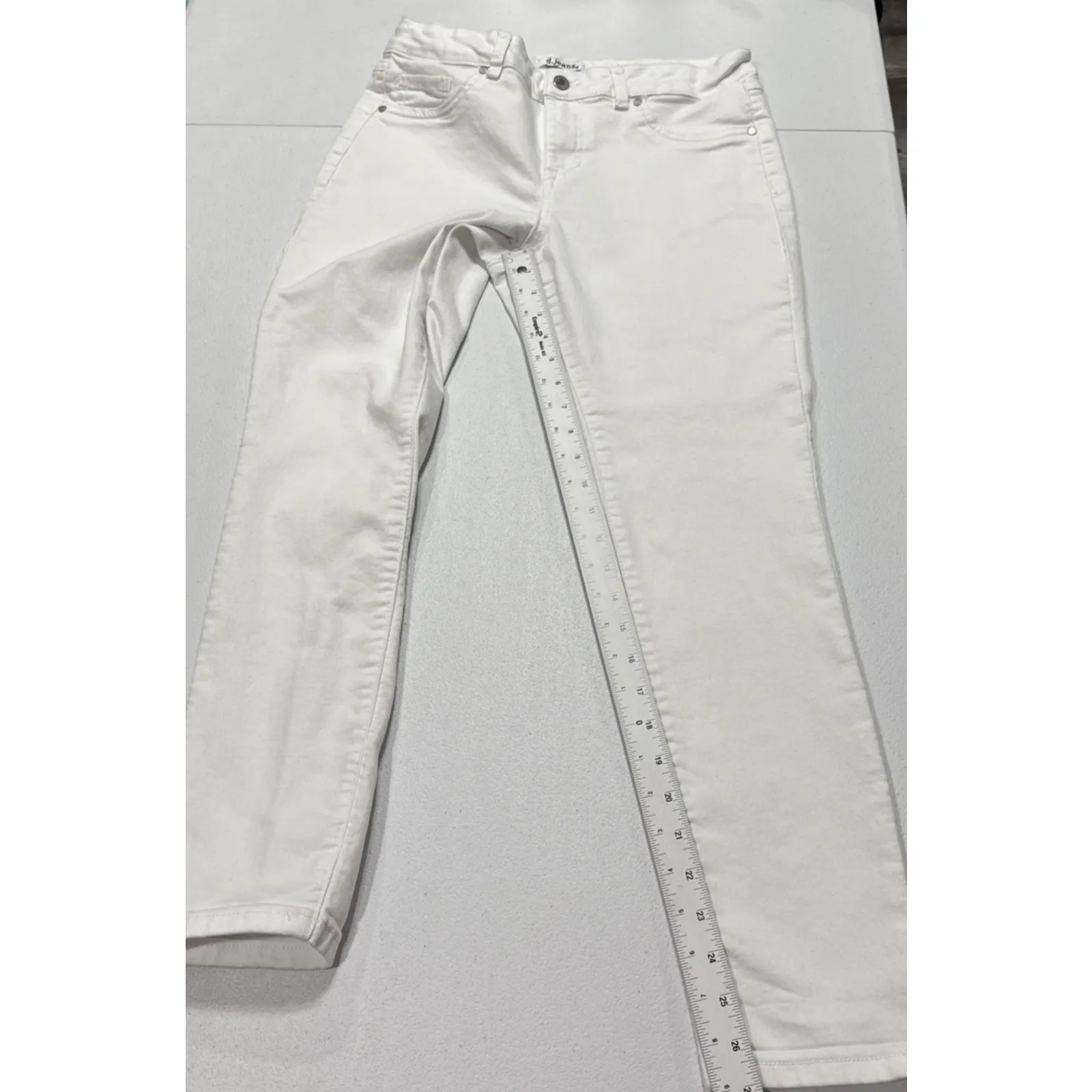 D Jeans Womens Jeans Slim Stretch Mid Rise White Denim Size 12 Casual Beachy - Image 8