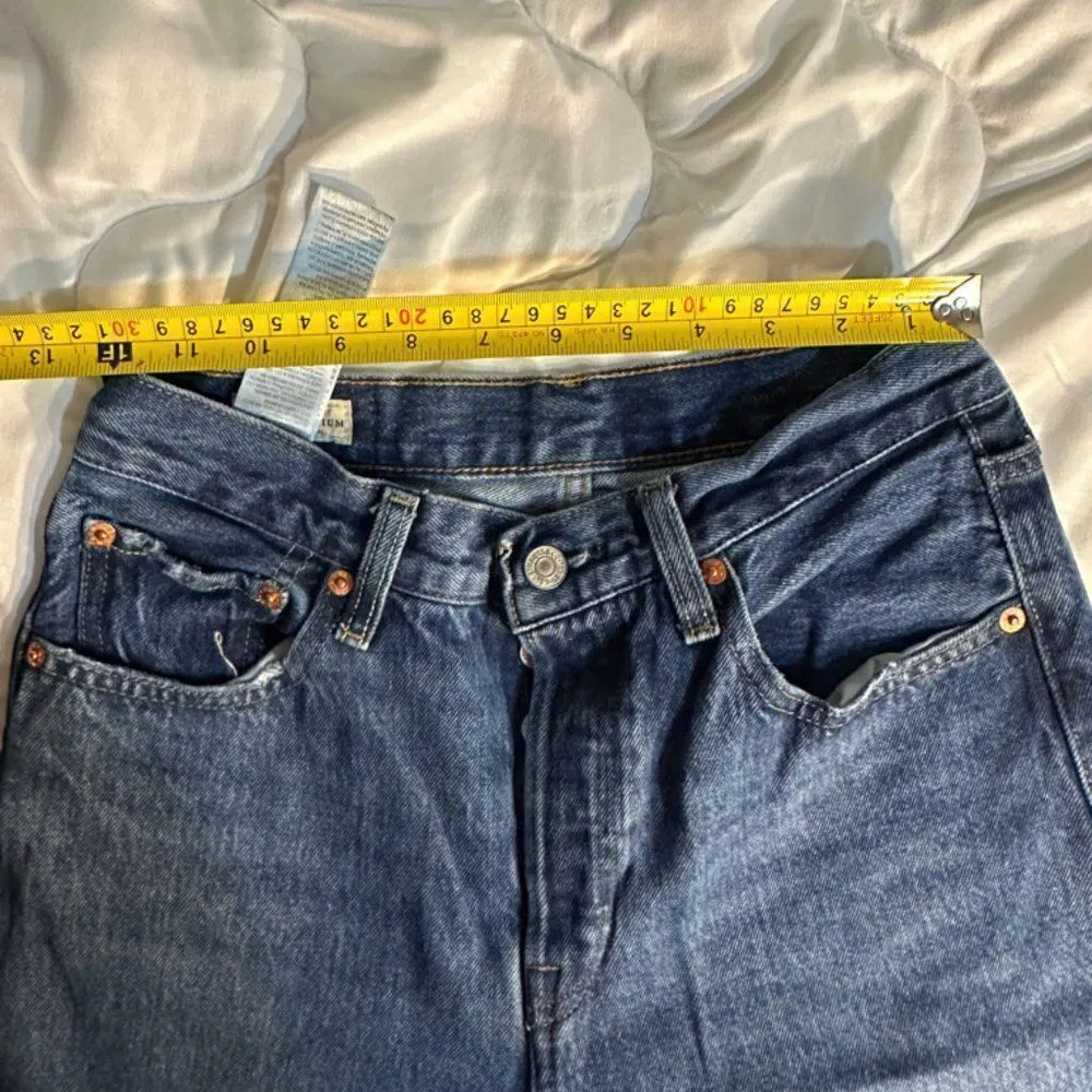 Levis 501 Reproduction Big E Waist 27 Inseam 28 inches - Image 4