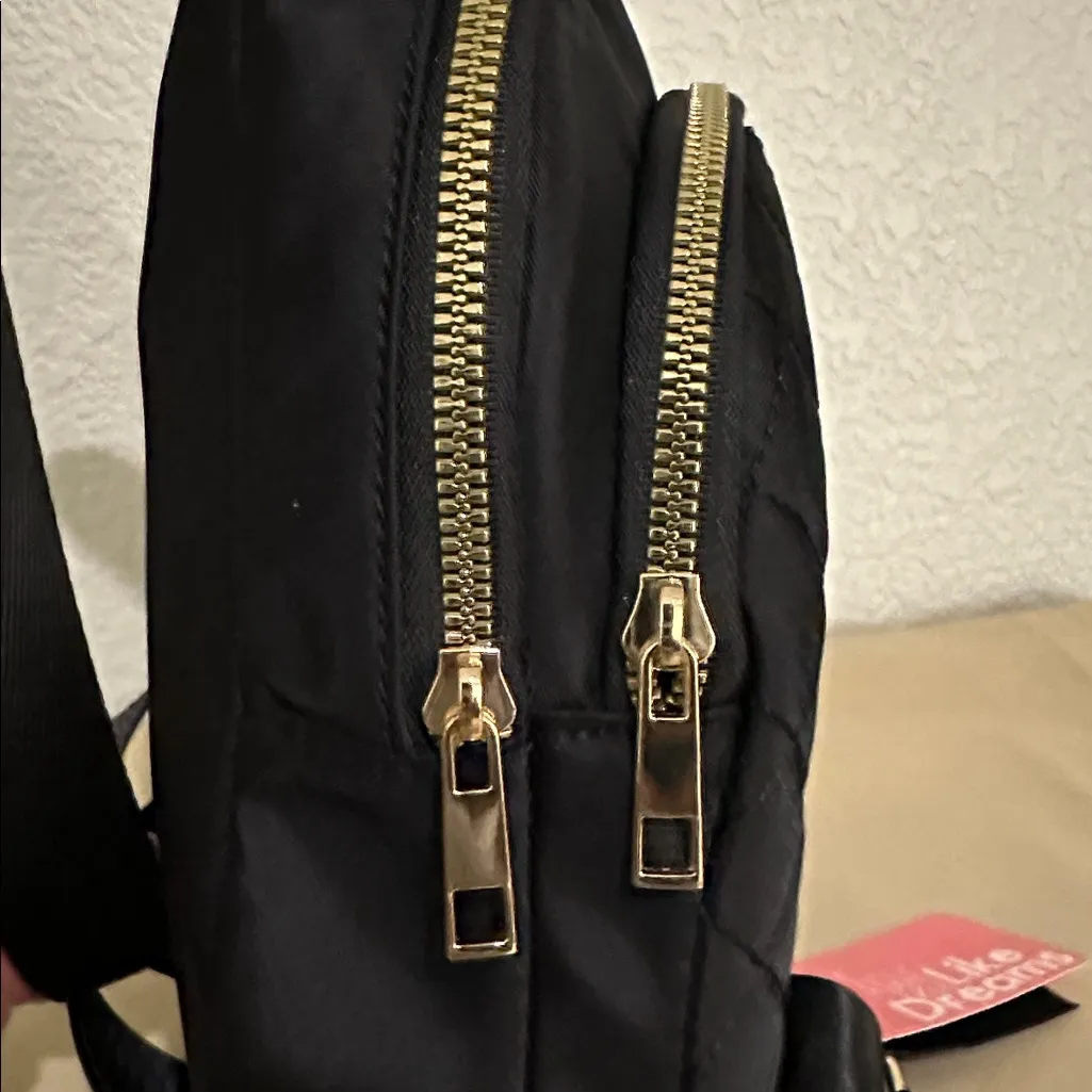 Black Quilted Sling Bag - Image 5