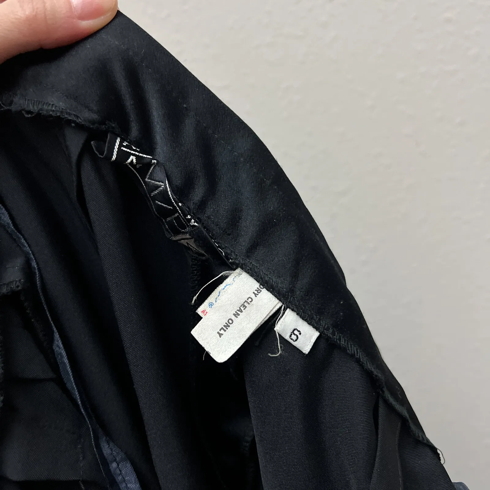 90s vintage black satin minimalist high waisted rise pleated trousers pants Size 25 - Image 6