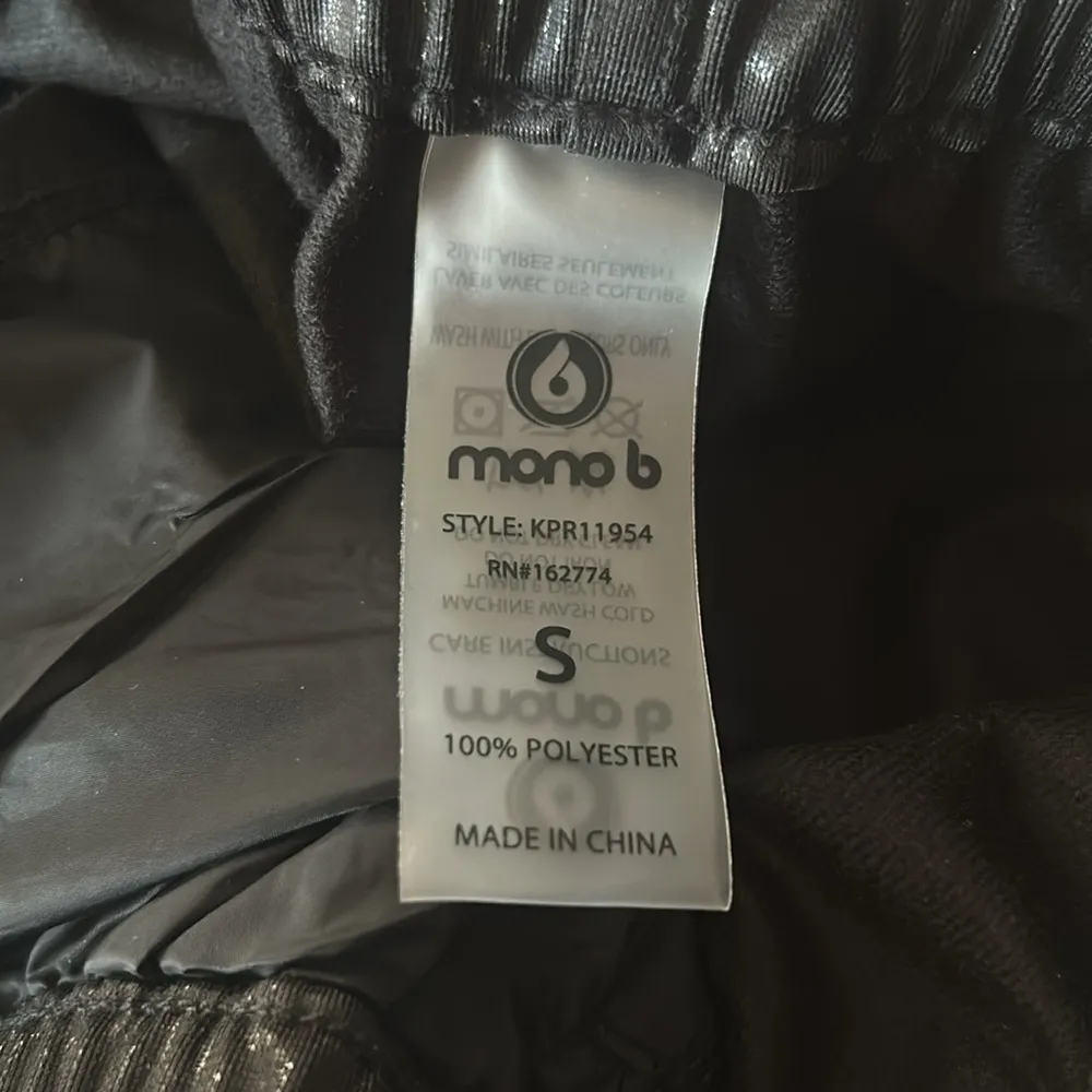 Mono b Shorts - Image 5