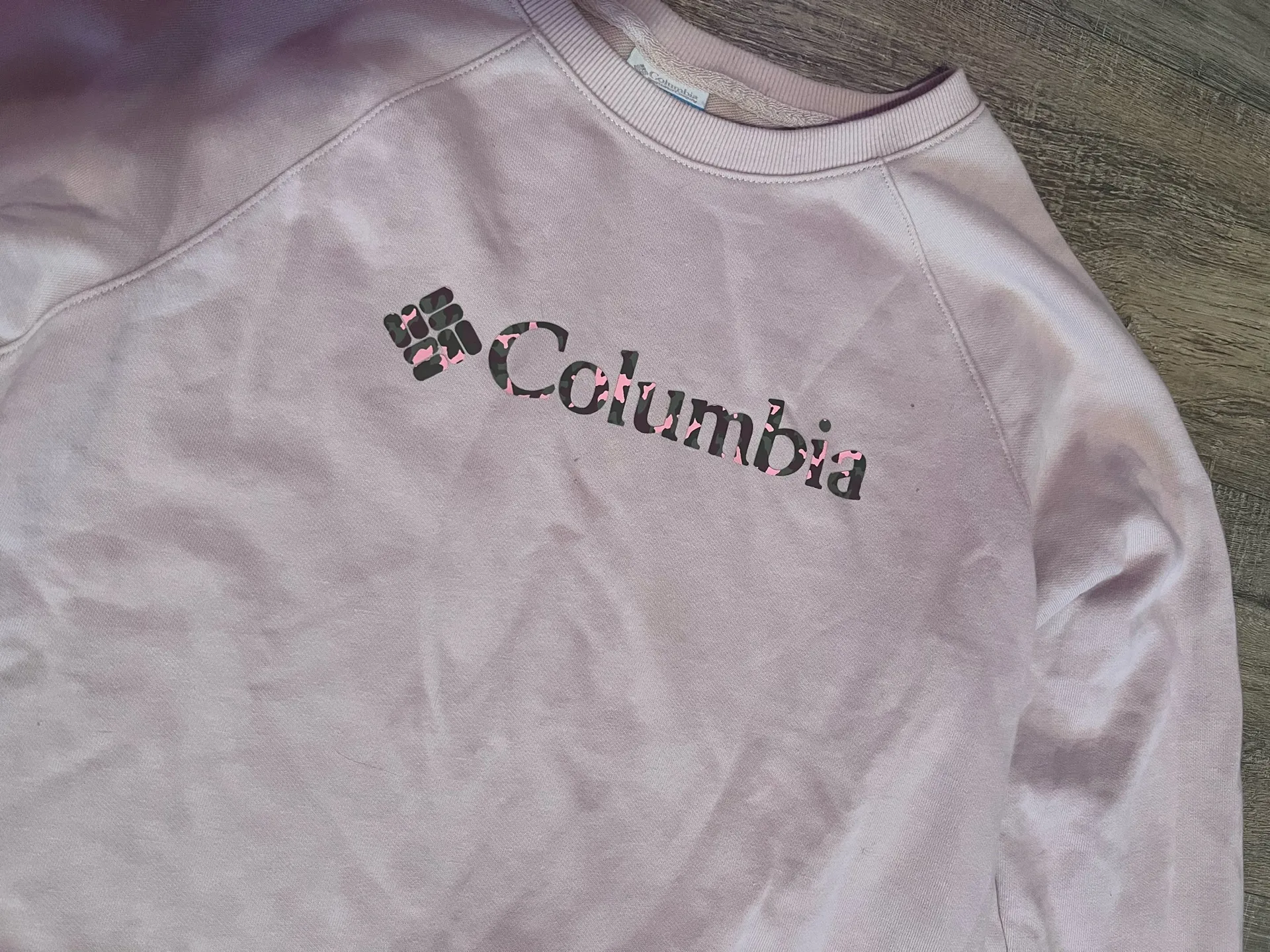 Columbia Sweatshirt - Image 2