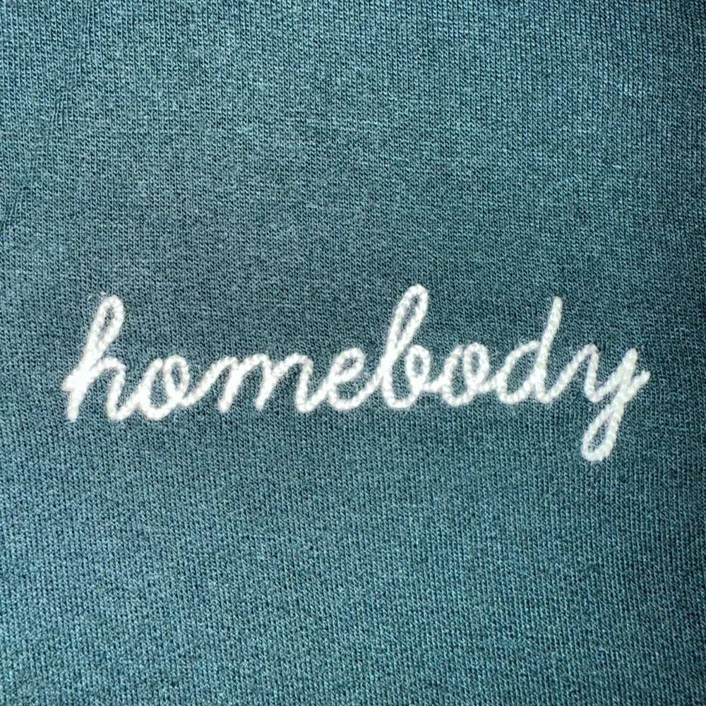 Magnolia Homebody Market Olive Green Embroidered Pullover Hoodie Size M - Image 4