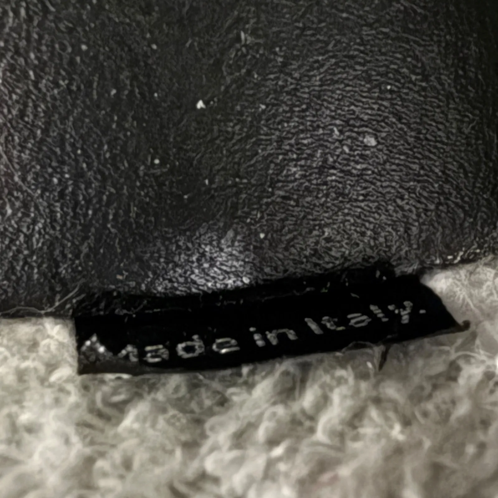 P448 Skate Black Glitter High Top Gray
Suede Sneaker Size US 8.5, EU 39 - Image 10