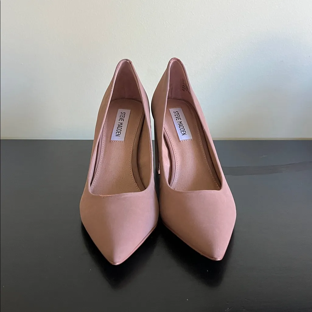 Steve Madden Arya Elegant Nude Block Heels - Image 3