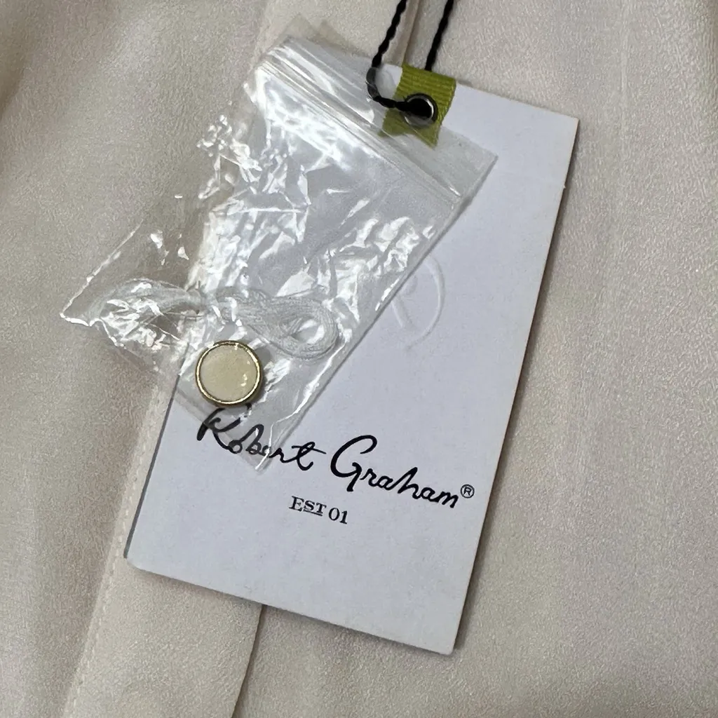 Robert Graham NWT 100% Silk Ivory Long Sleeve Button Down Shirt Blouse XS Lexi - Image 9