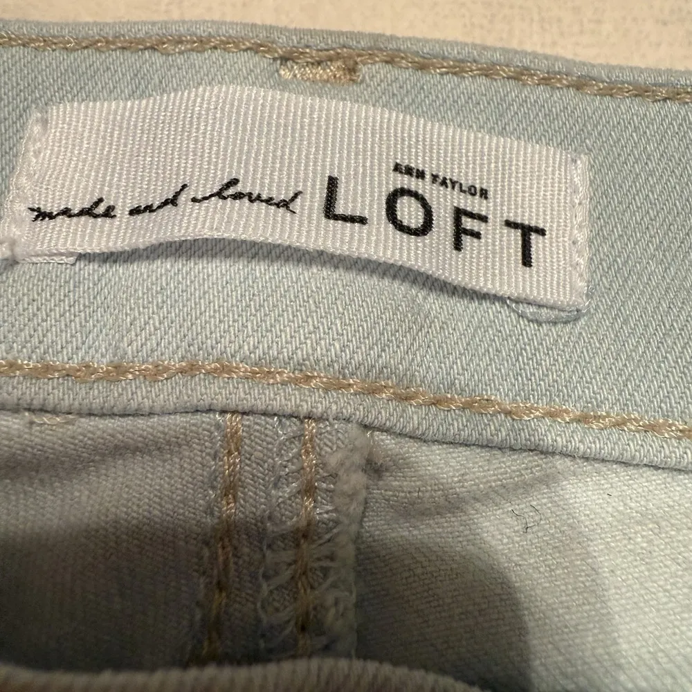 Ann Taylor Loft Modern Skinny Jeans Size 12/31 - Image 3